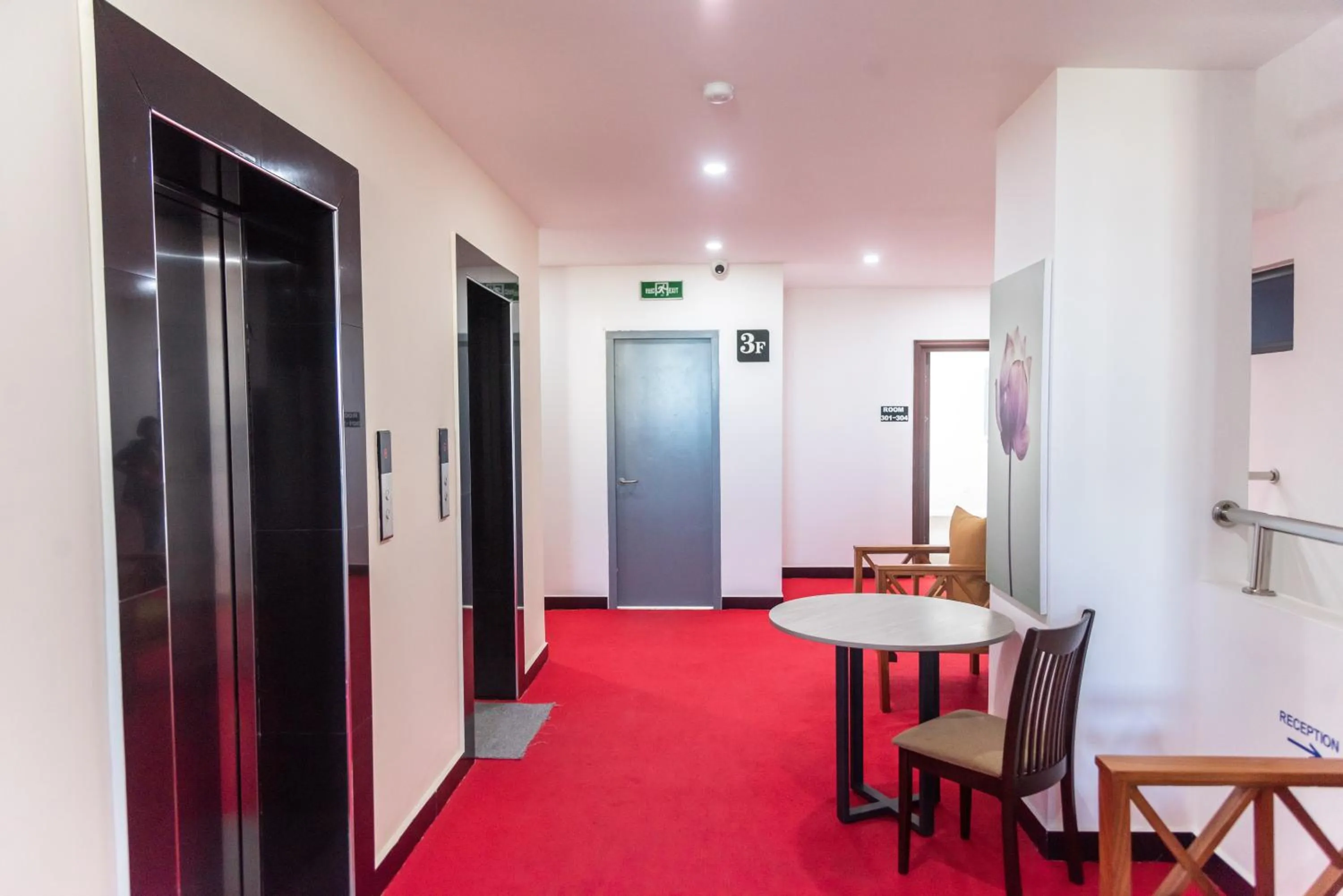 Seating area in Pauraque Soho Hotel