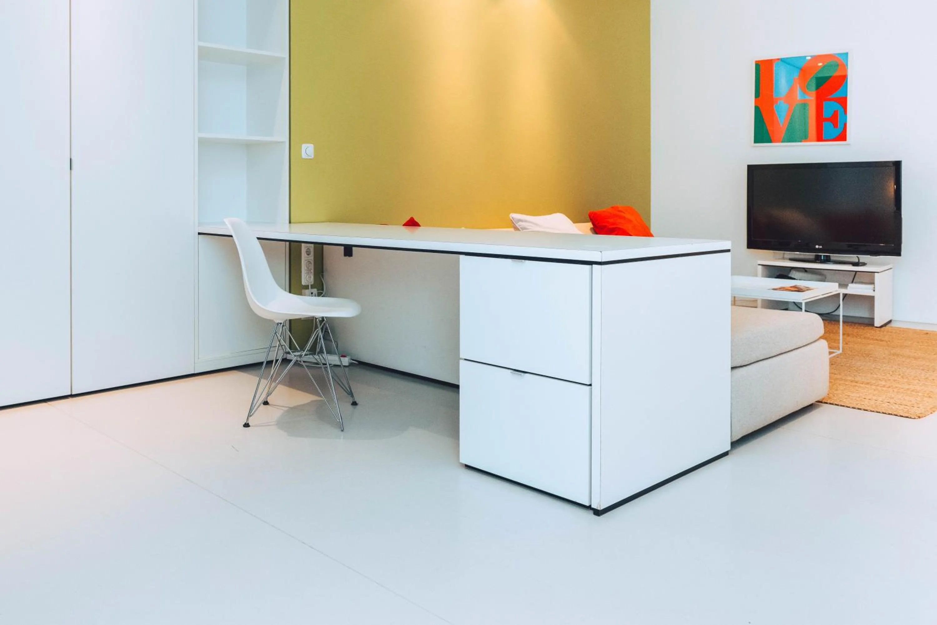 TV and multimedia in Hotel Villa Klemm - Wiesbaden City