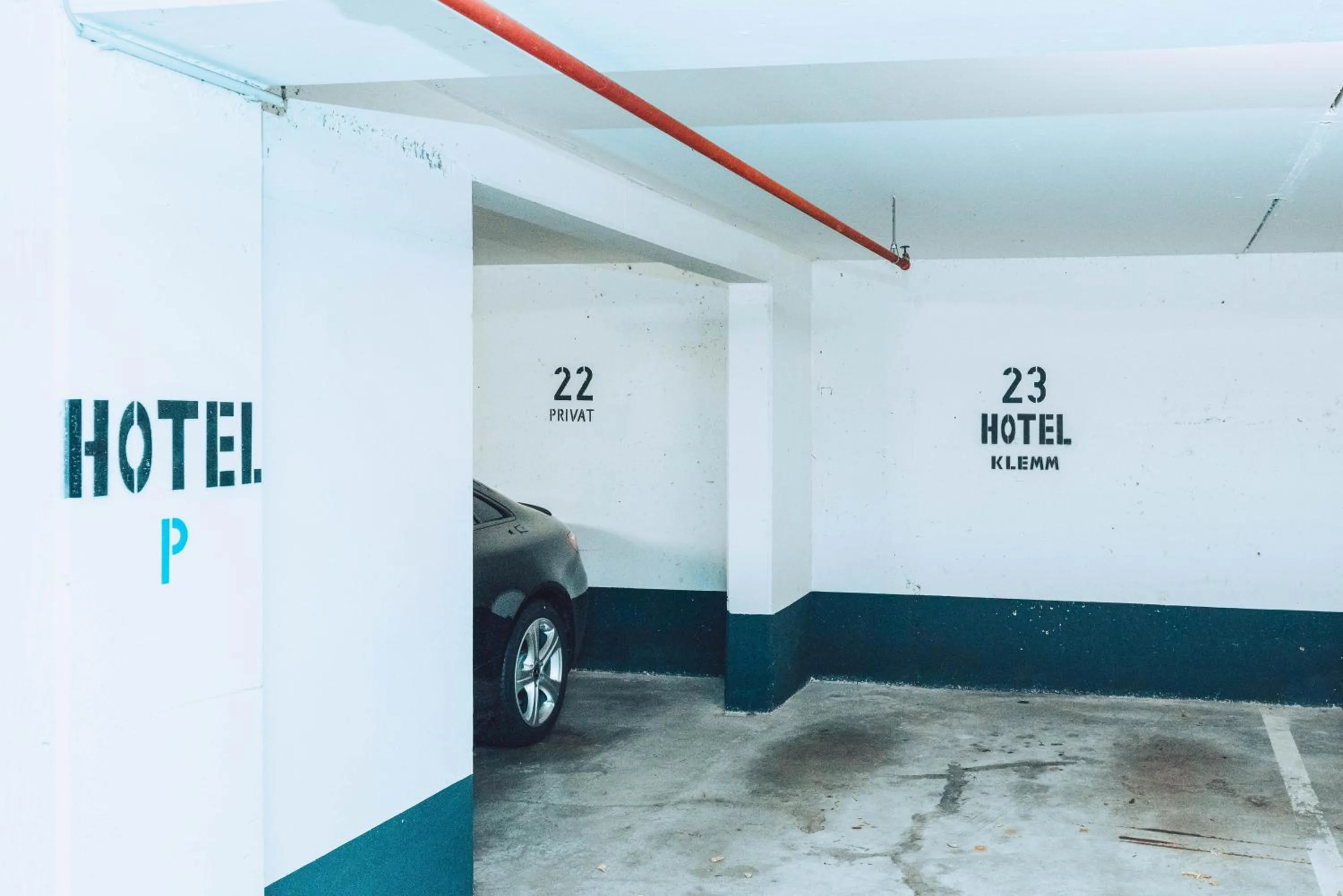 Parking in Hotel Villa Klemm - Wiesbaden City