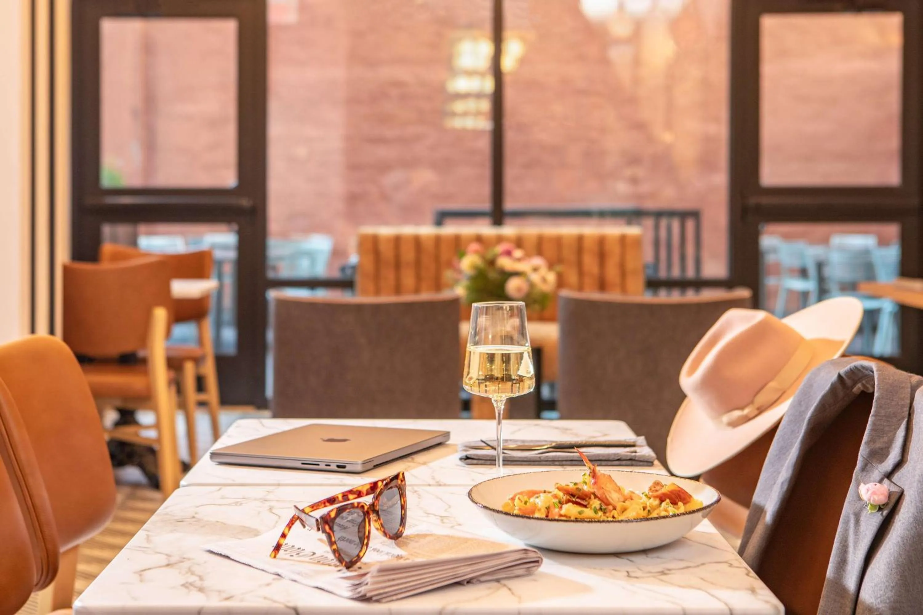 Restaurant/places to eat in Pennyweight Hotel Boston, Curio Collection by Hilton