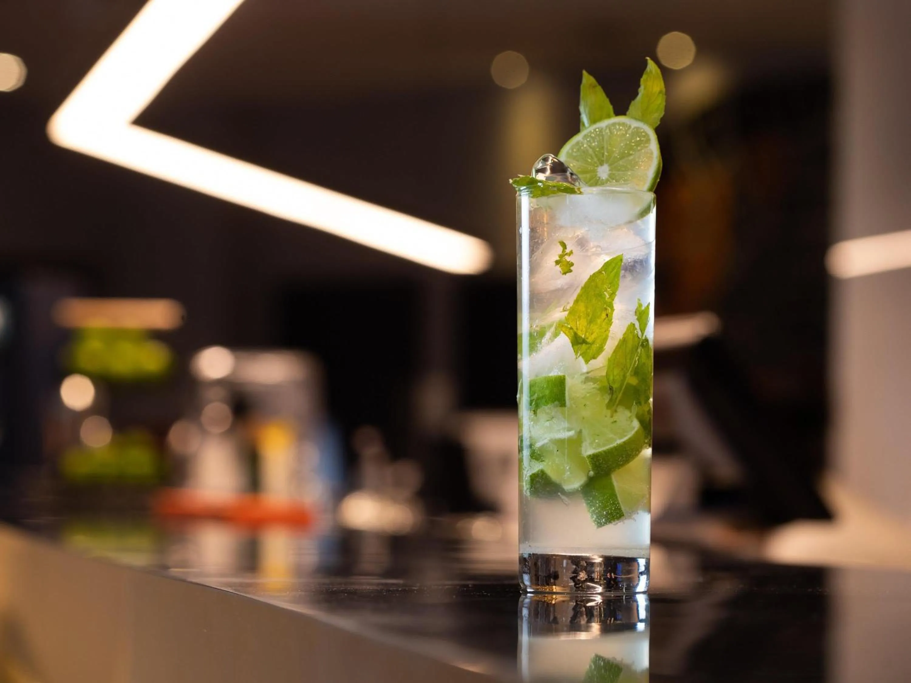 Lounge or bar in ibis Santa Cruz de la Sierra