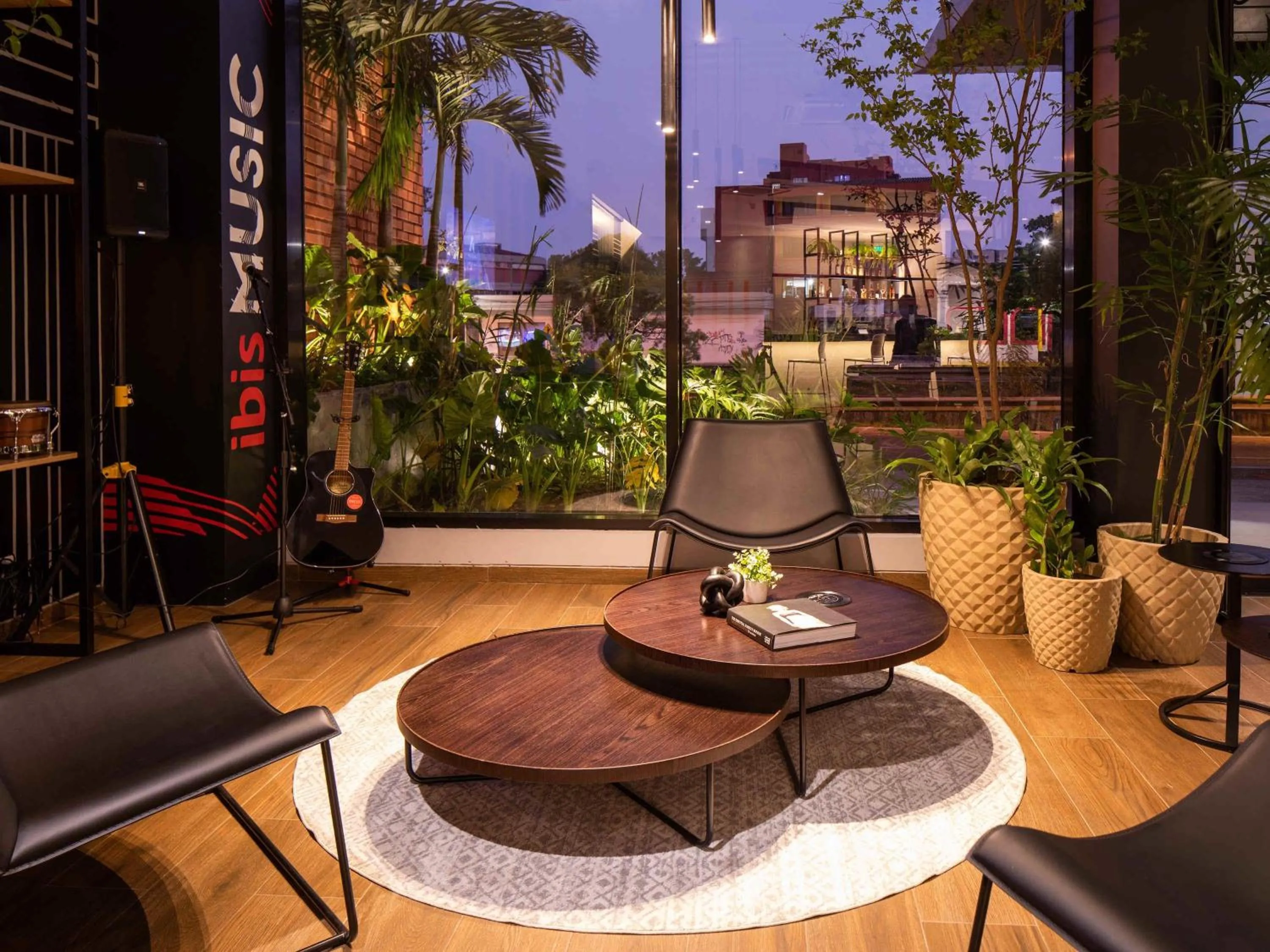 Property building in ibis Santa Cruz de la Sierra