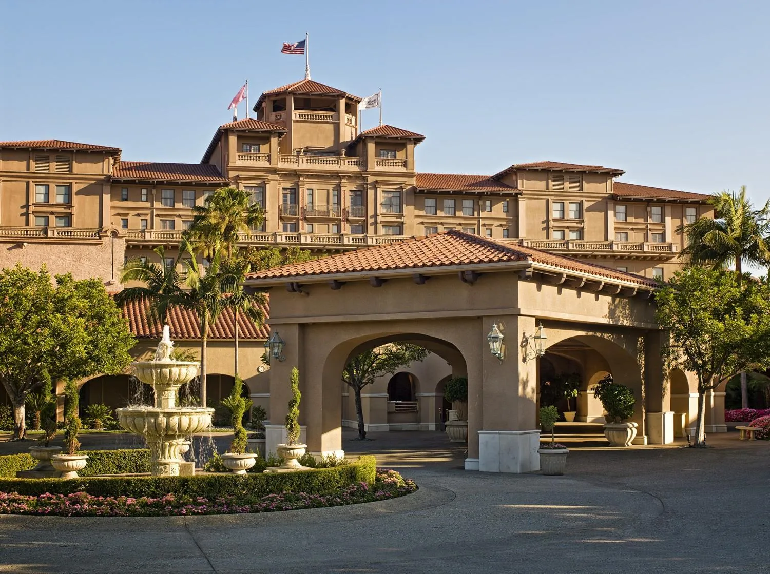 Facade/entrance in The Langham Huntington, Pasadena