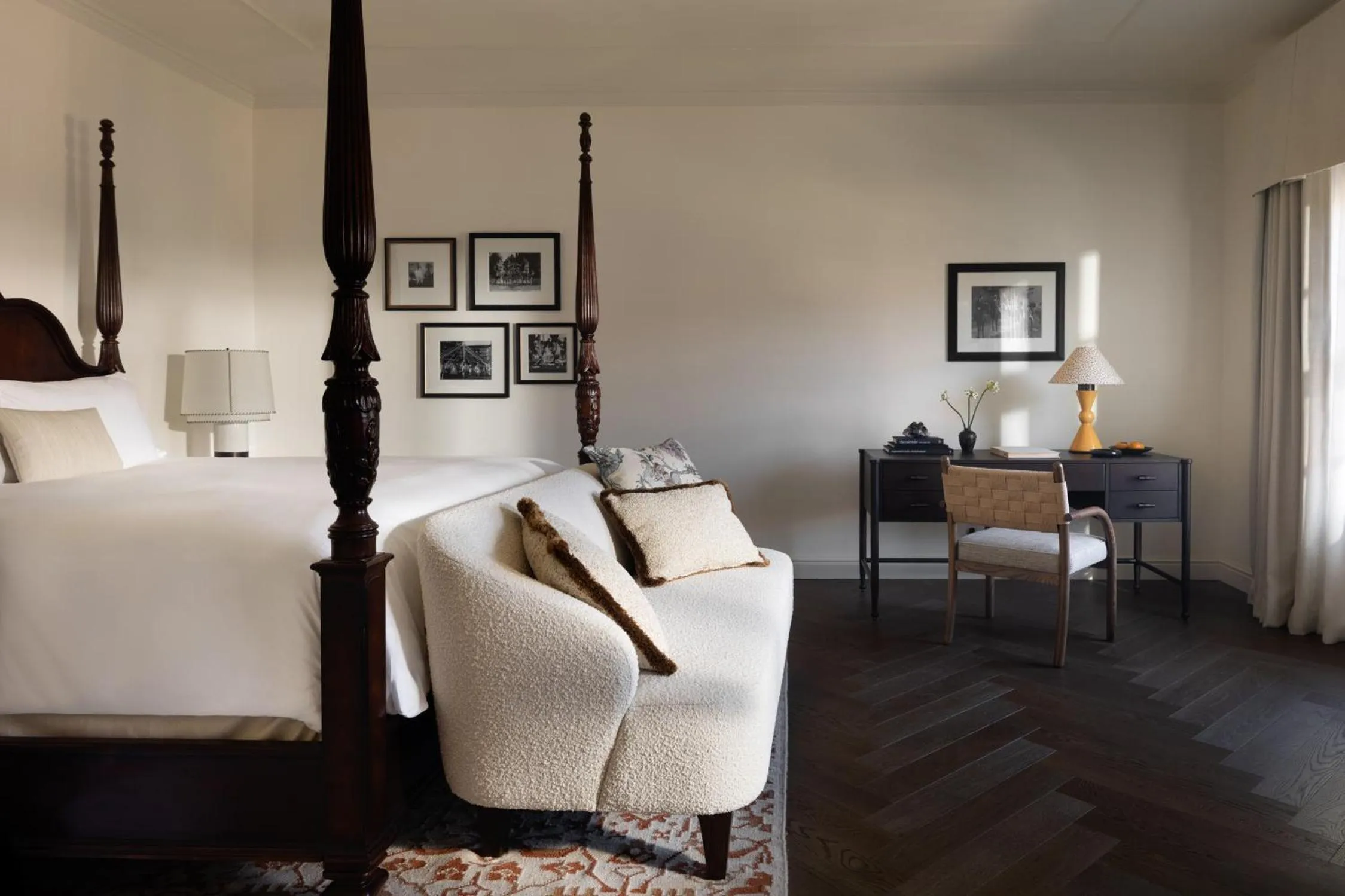 Bedroom in The Langham Huntington, Pasadena