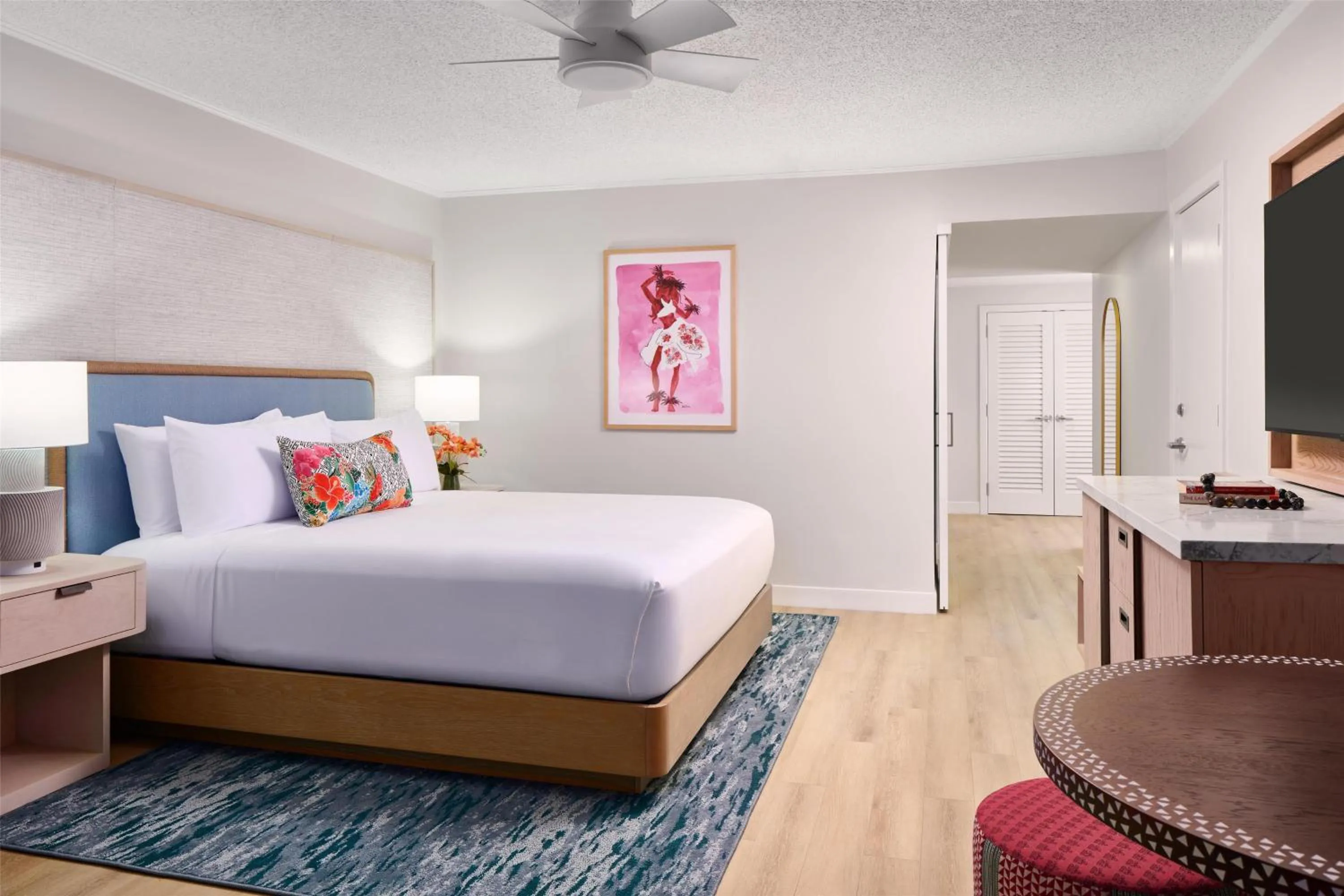 Photo of the whole room, Bed in OUTRIGGER Kāʻanapali Beach Resort