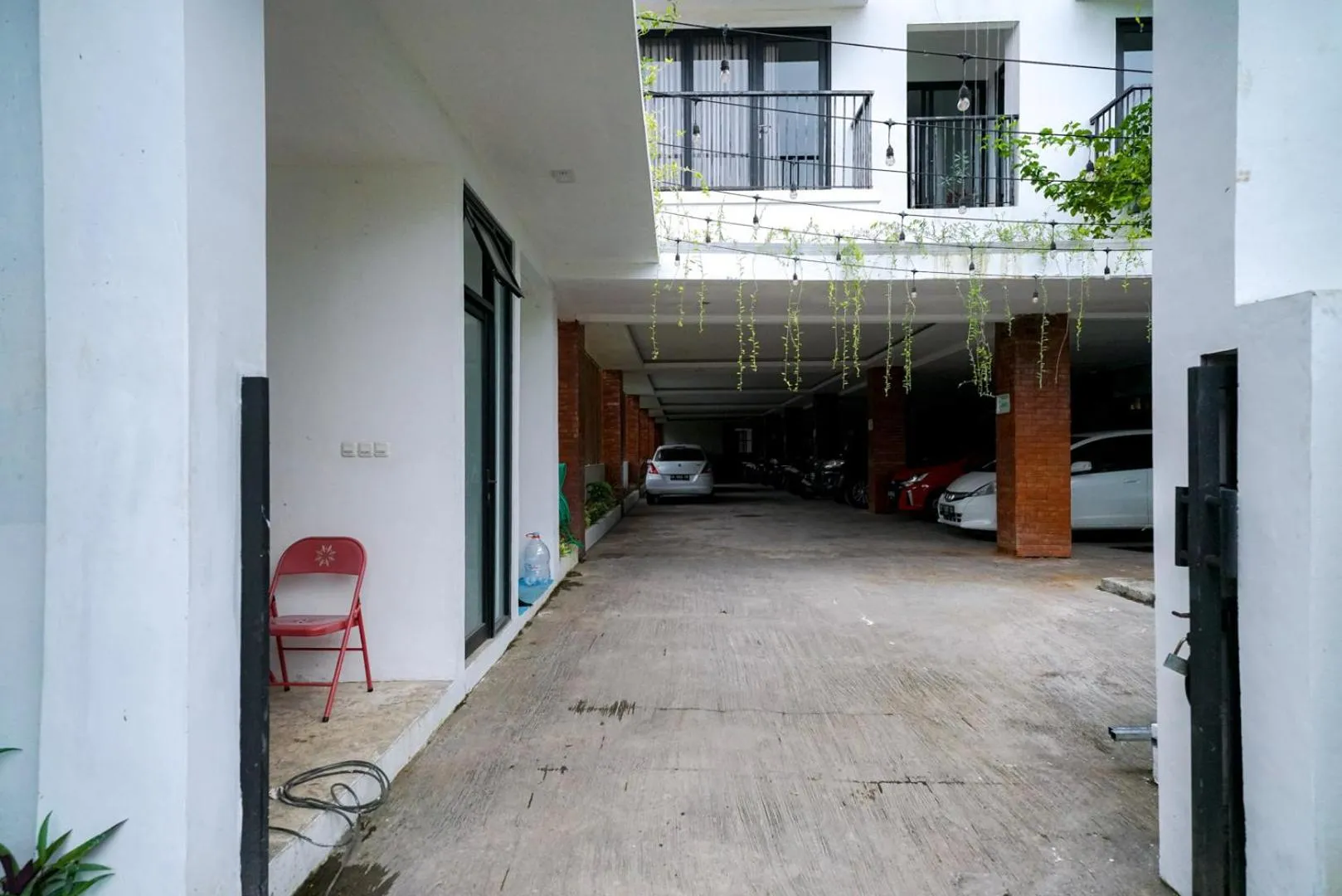 Parking in Urbanview Pecatu Residence Bali by RedDoorz