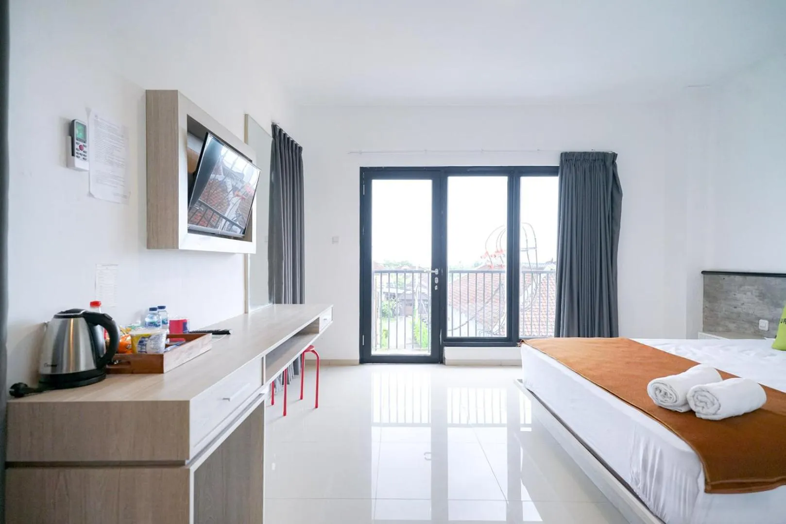 Bed in Urbanview Pecatu Residence Bali by RedDoorz