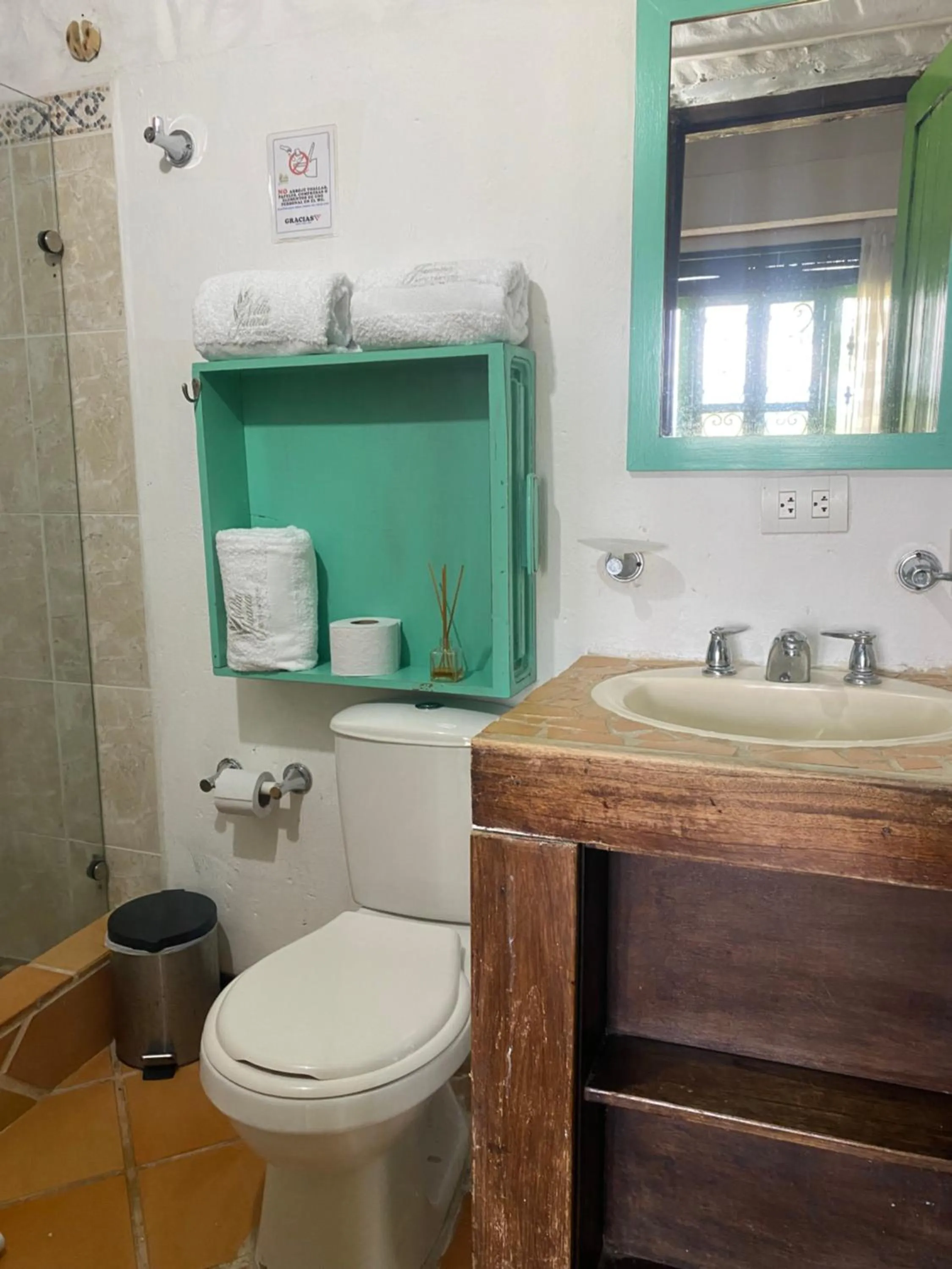 Bathroom in Villa Juana Hotel