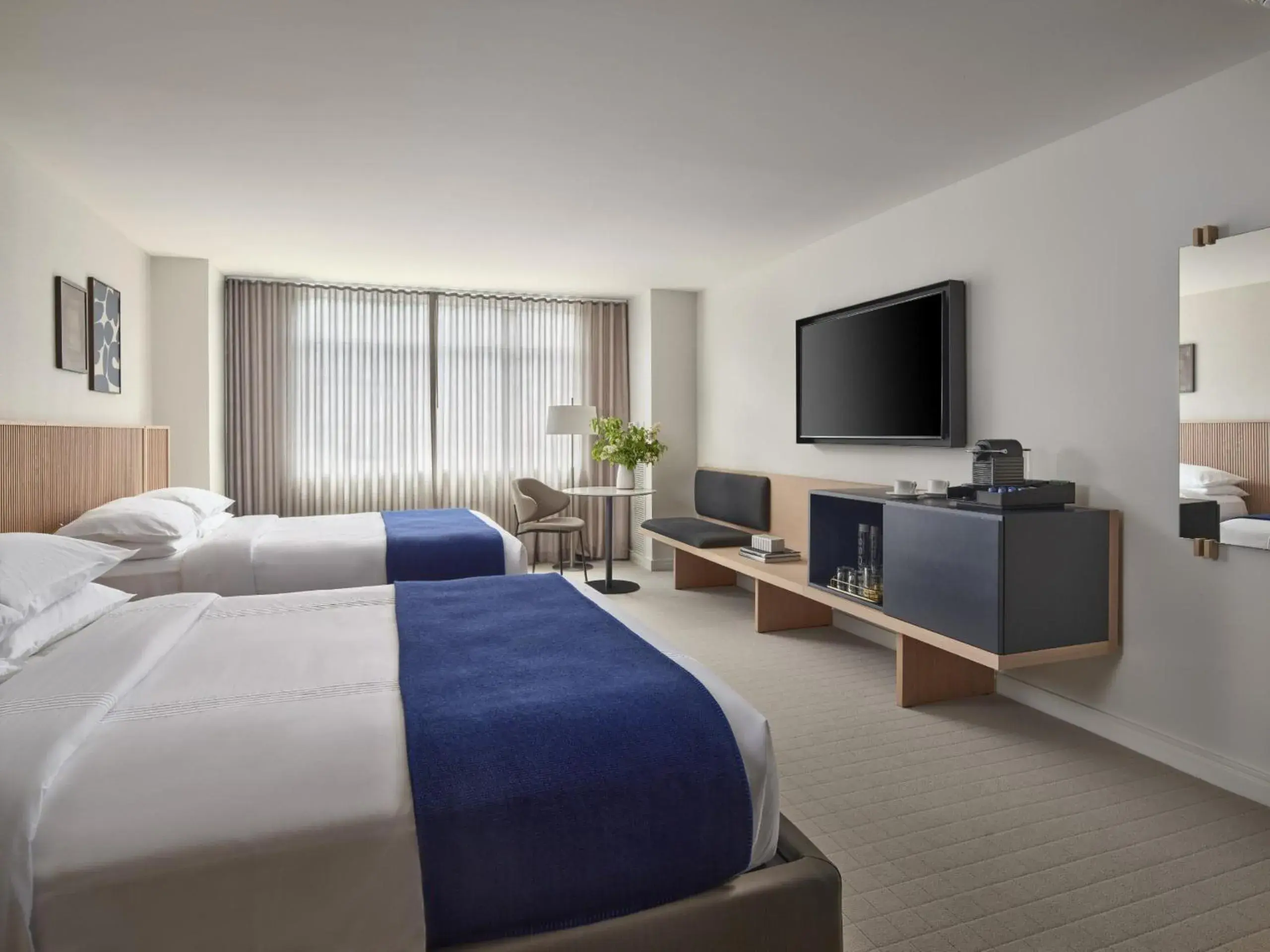 Premium Queen Room with Two Queen Beds and City View in Hotel AKA Boston Common Premium Queen Room with Two Queen Beds and City View in Hotel AKA Boston Common