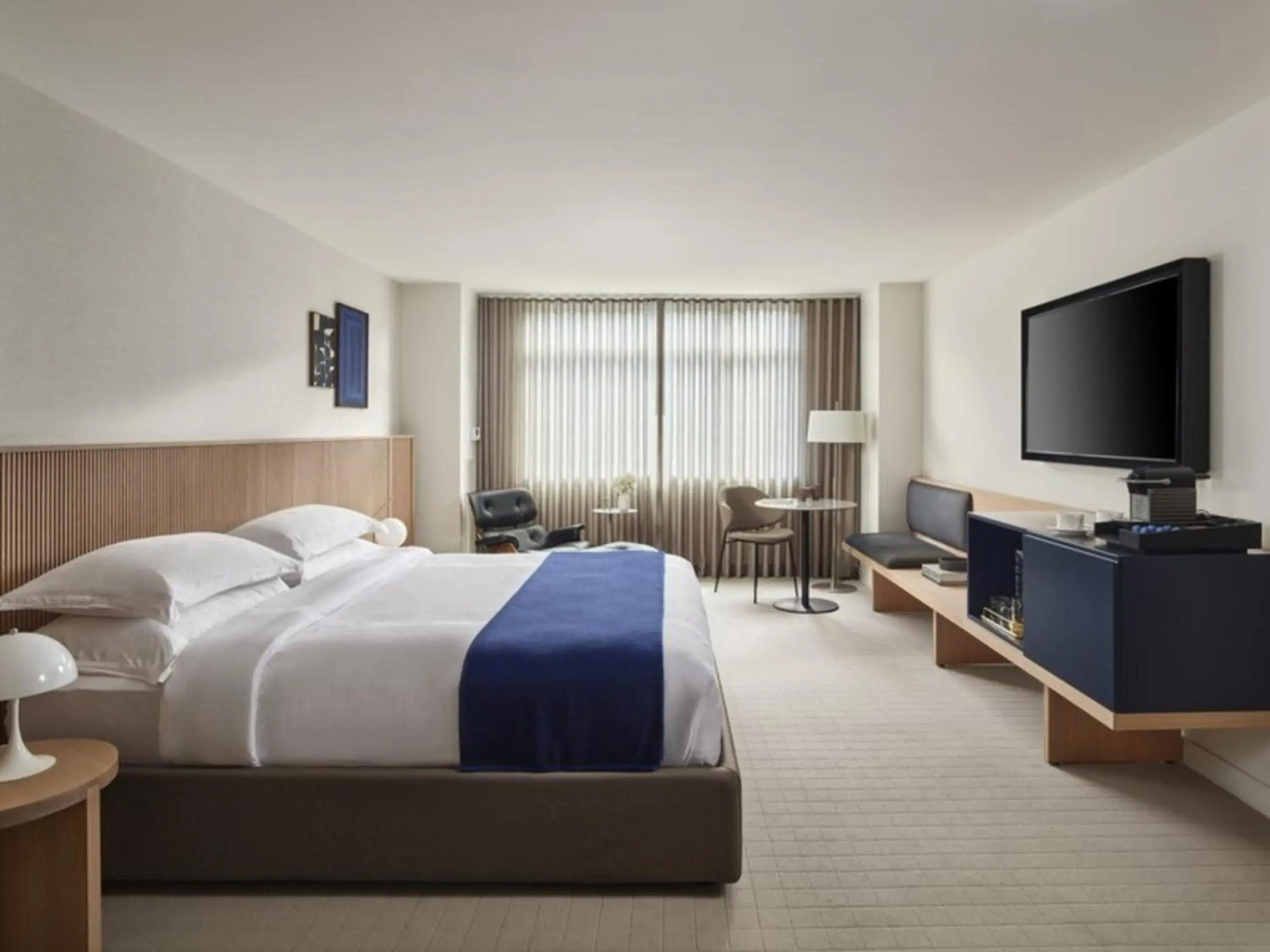 Premium King Room in Hotel AKA Boston Common Premium King Room in Hotel AKA Boston Common