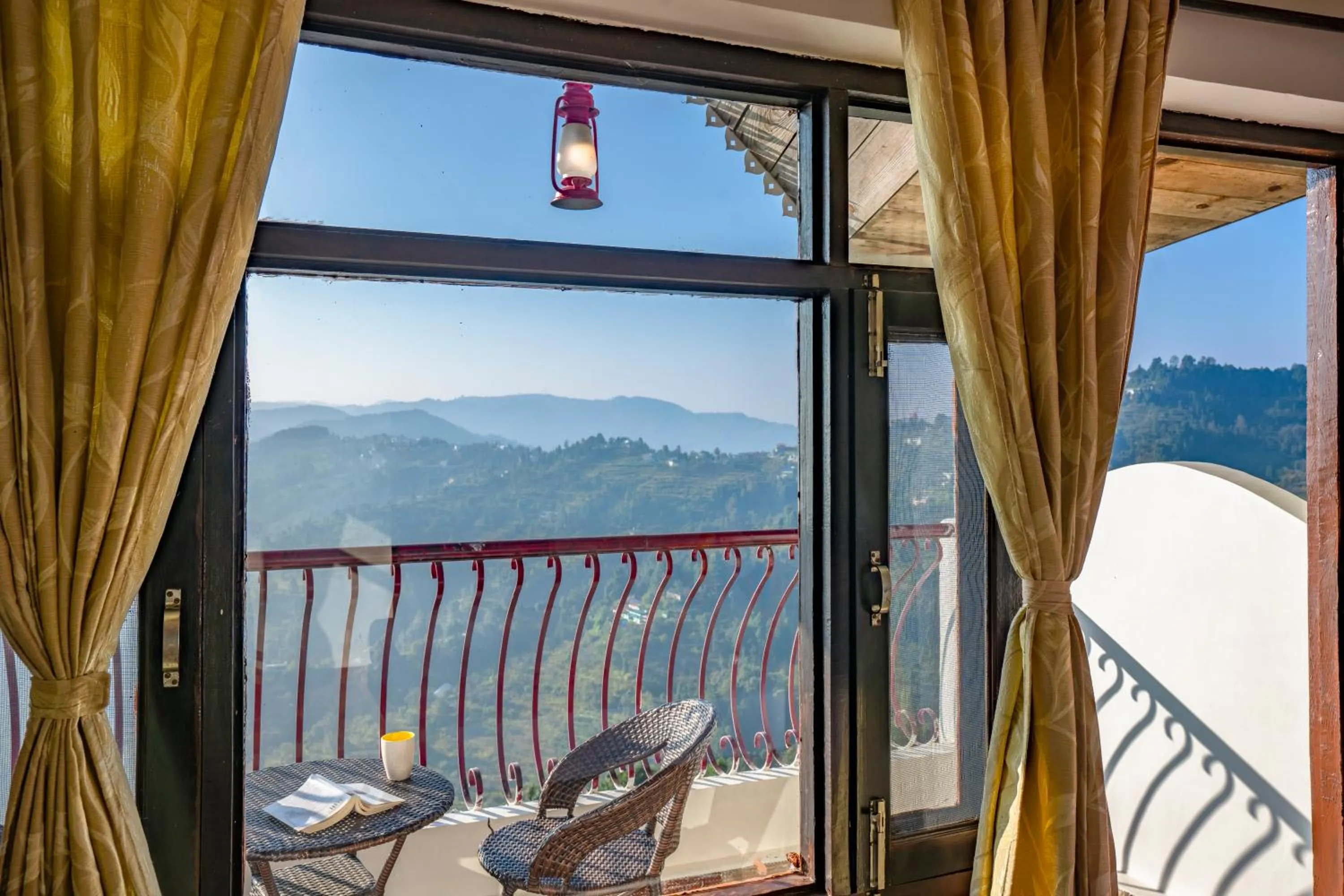 Balcony/Terrace in goSTOPS Mukteshwar - Private Rooms and Dorms