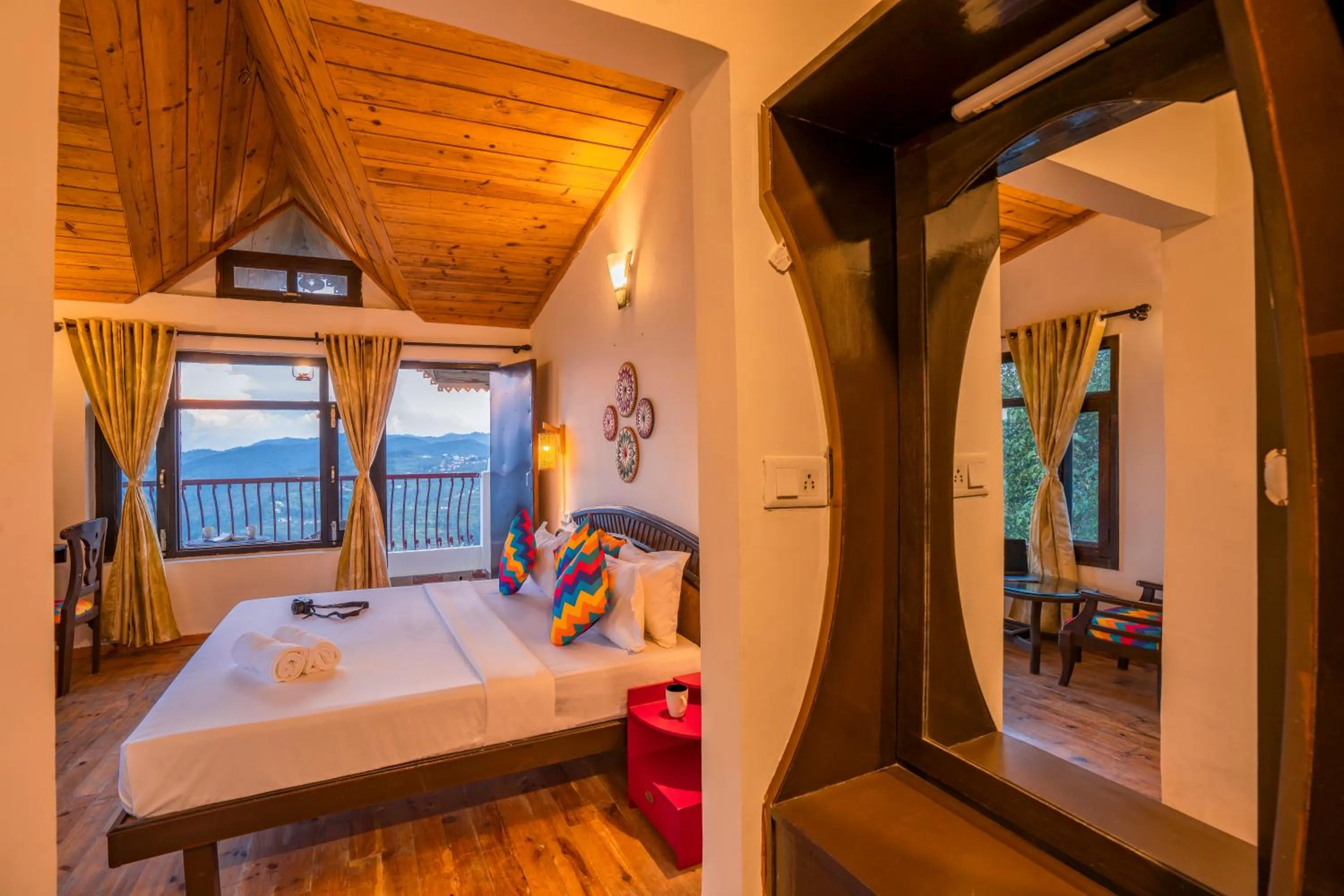 Bedroom, Bed in goSTOPS Mukteshwar - Private Rooms and Dorms