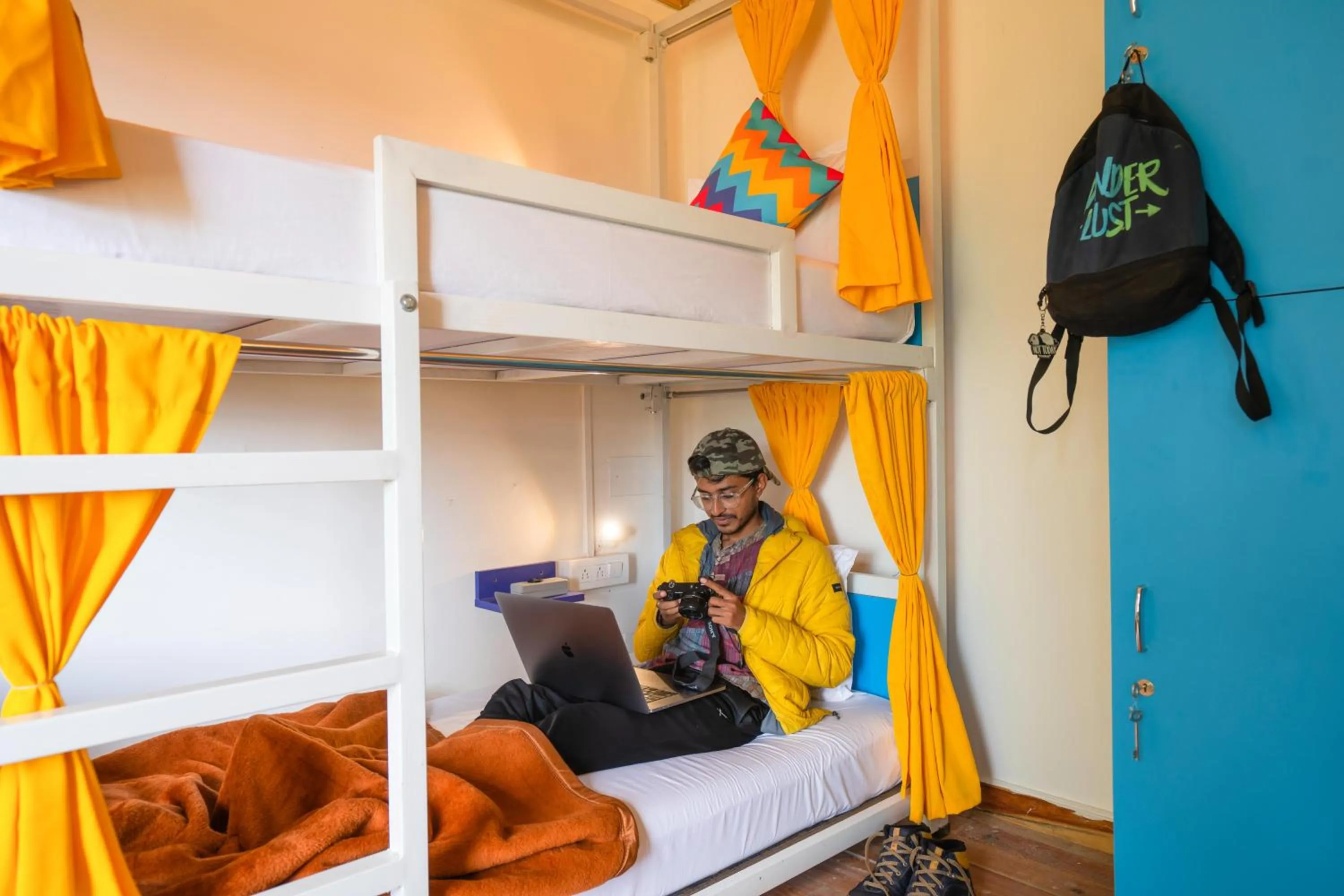 Bed in goSTOPS Mukteshwar