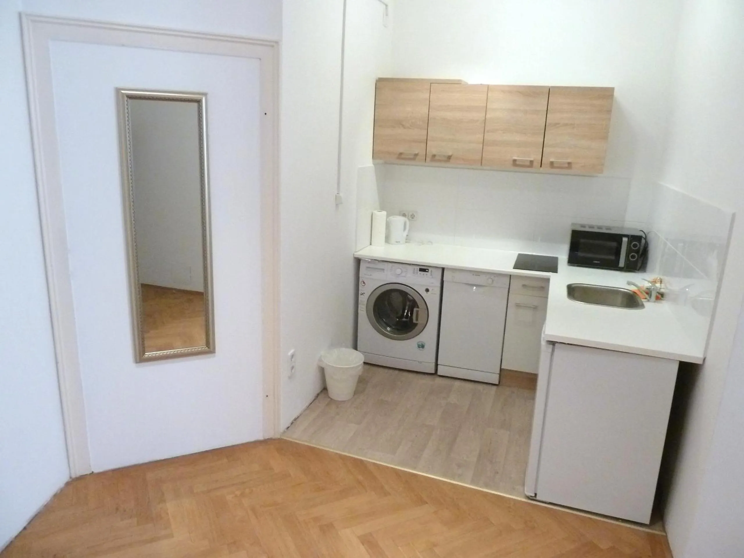 Kitchen or kitchenette in Sobieski Stefansdom Apartments