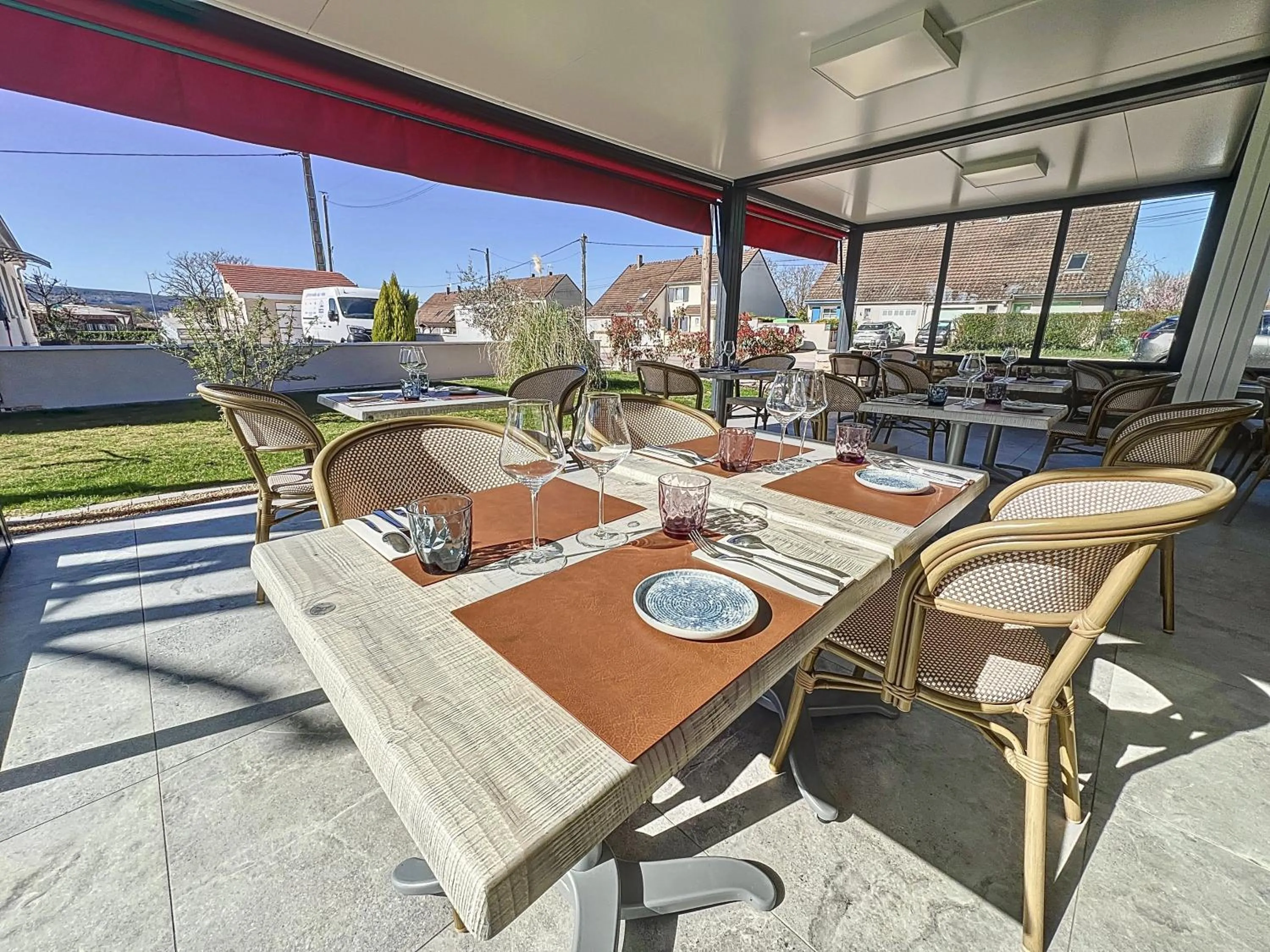 Patio in Auberge la musardière