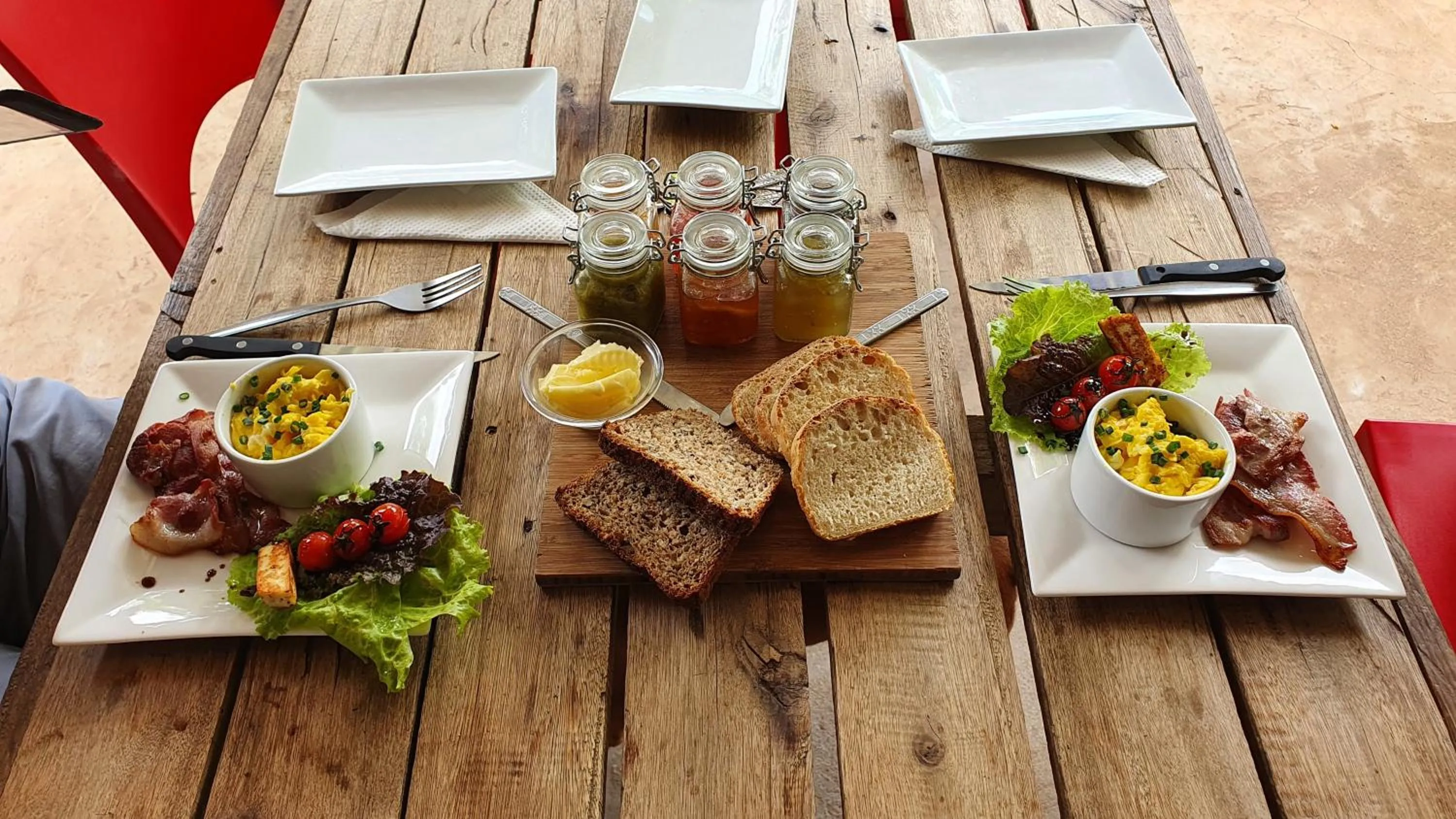 Breakfast in Little Forest Farm