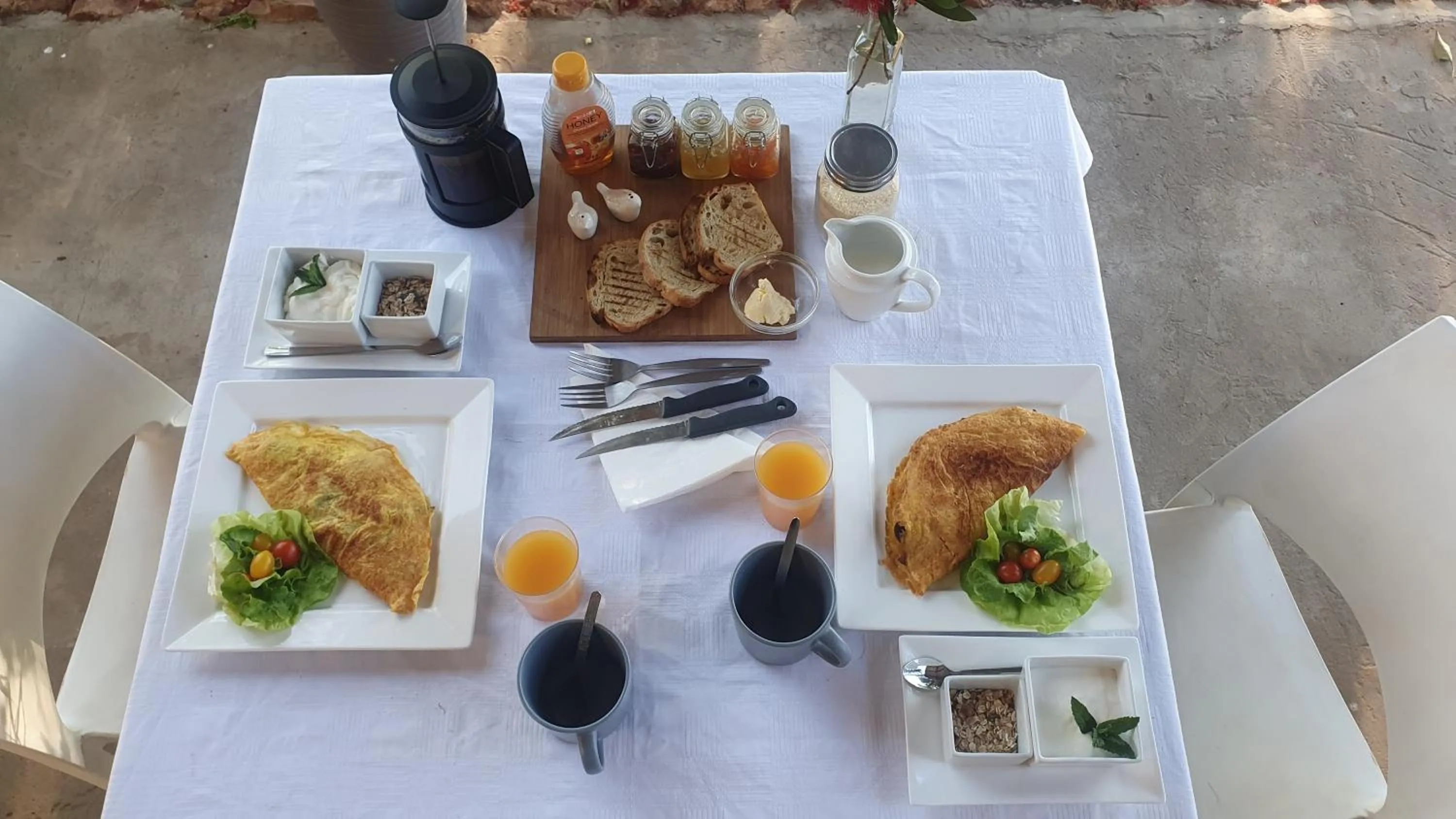 Breakfast in Little Forest Farm