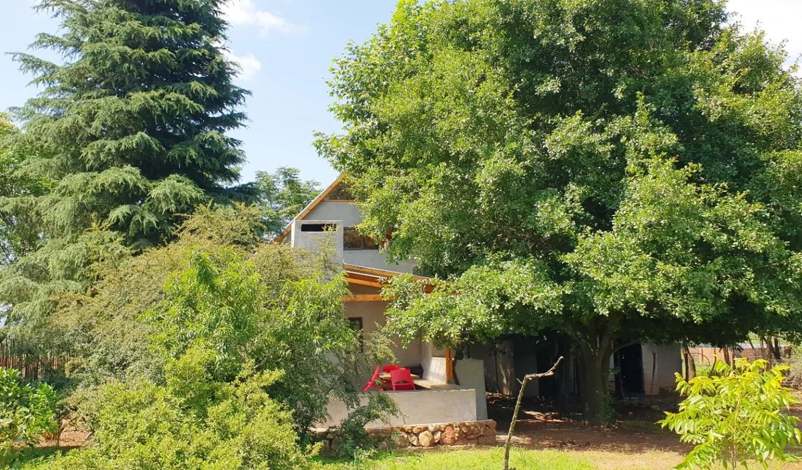 Facade/entrance in Little Forest Farm
