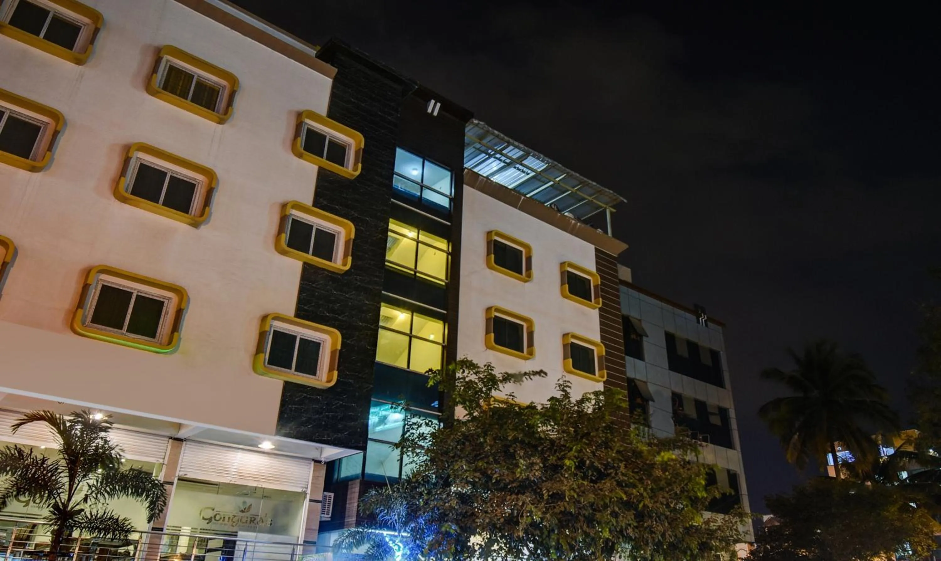 Property building in Treebo Primeland Suites