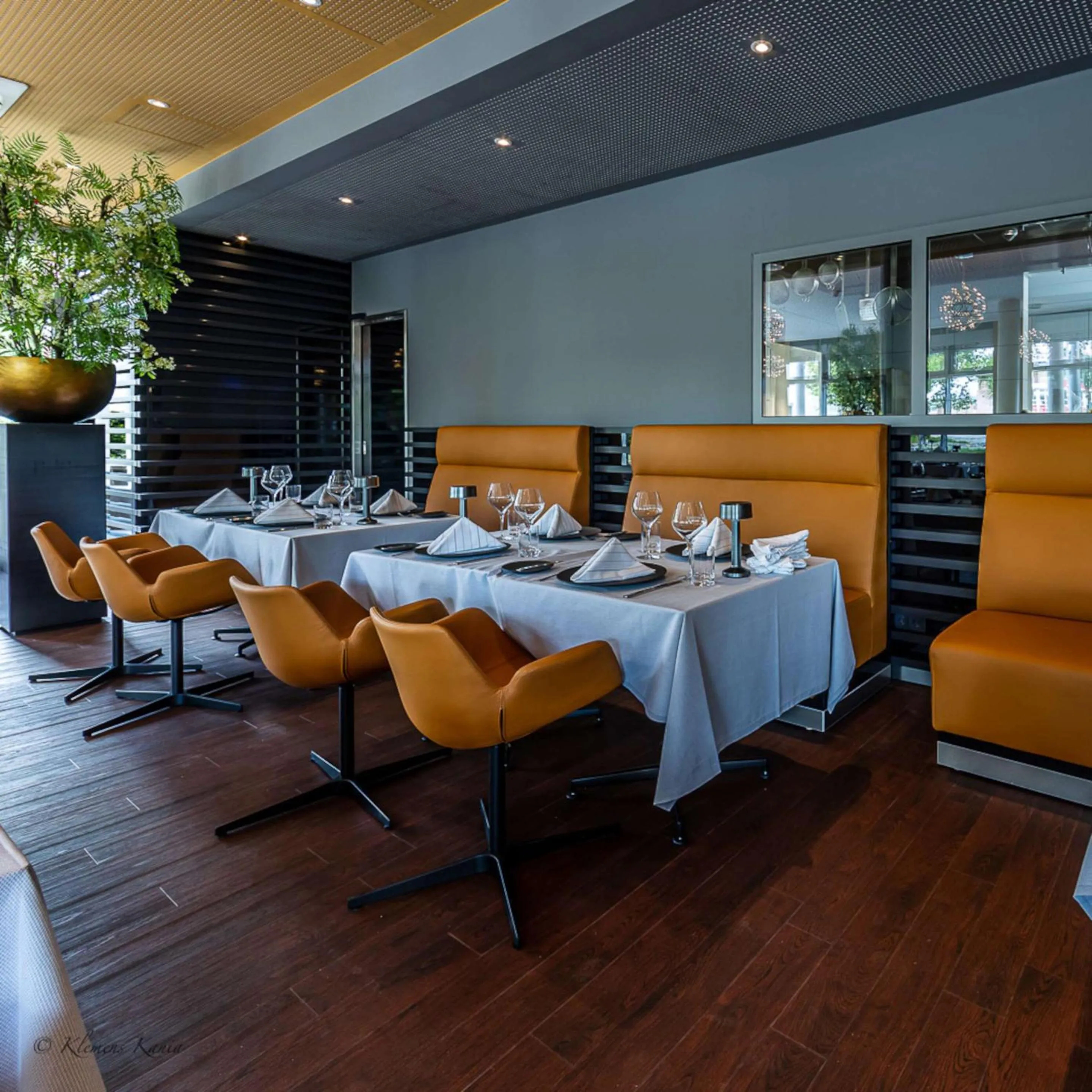 Restaurant/places to eat in The Bridgge Grand Boutique Hotel