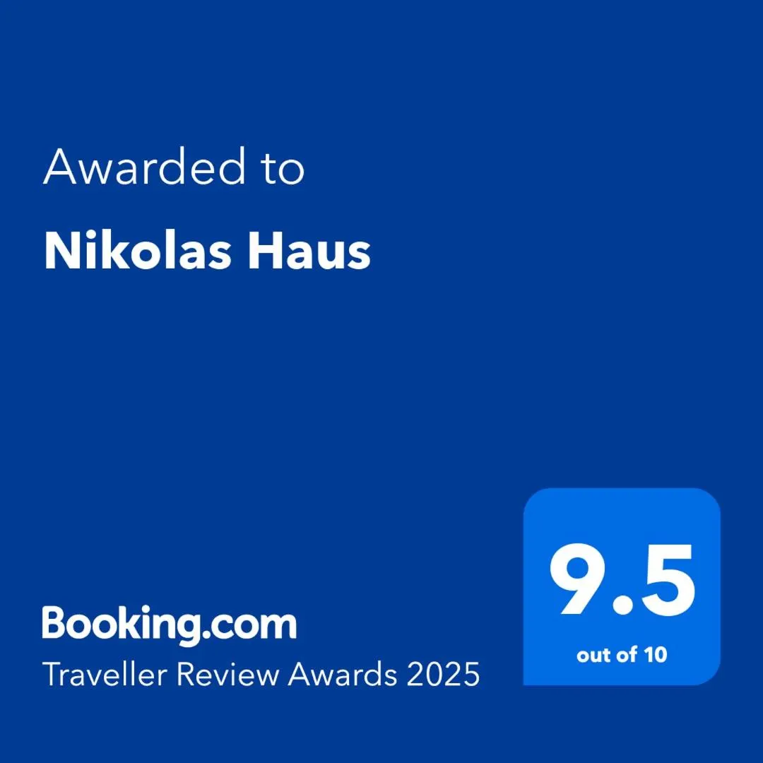 Nikolas Haus Central Location with Free Parking