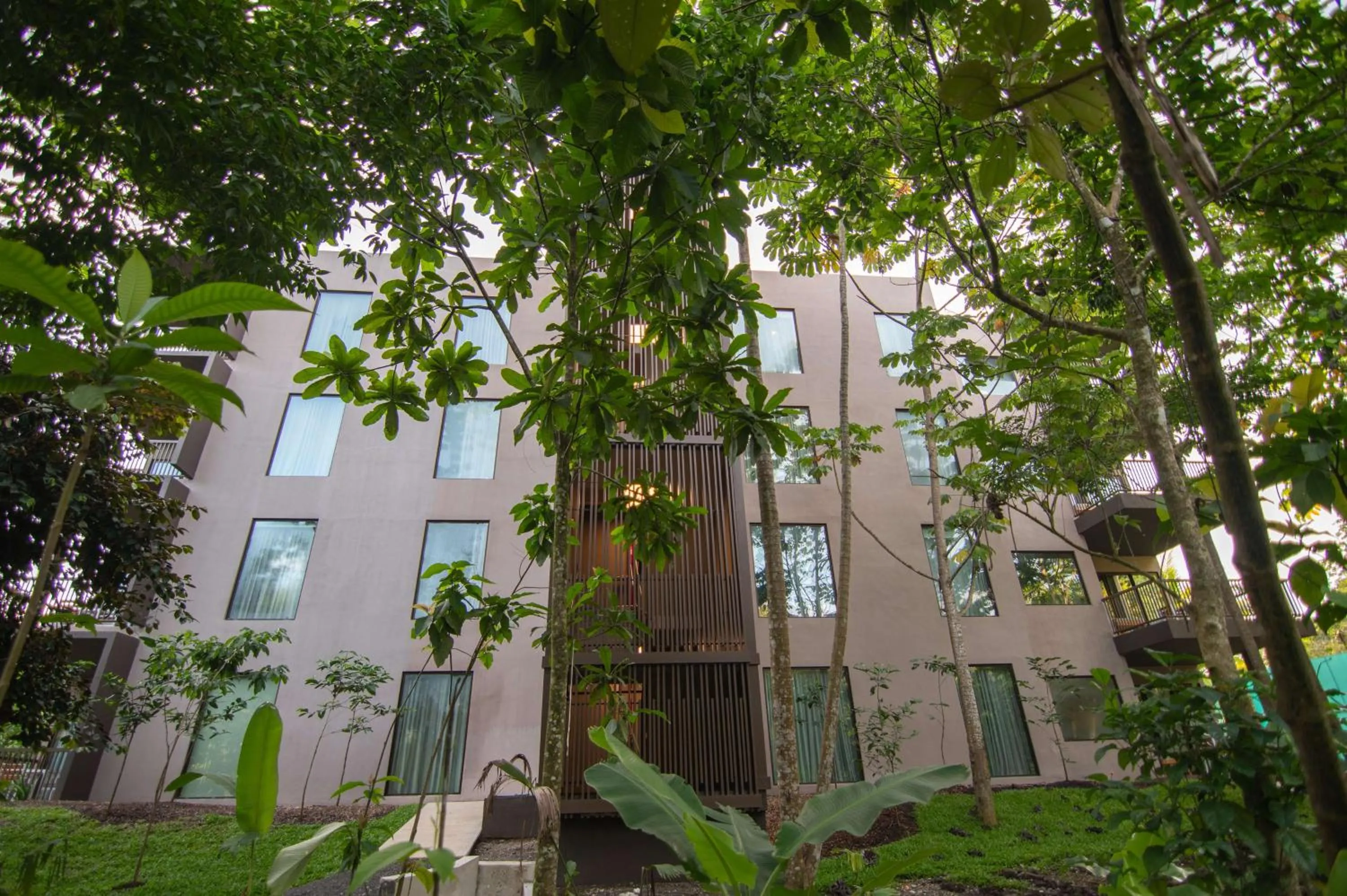 Property building in Botanika Osa Peninsula, Curio Collection By Hilton