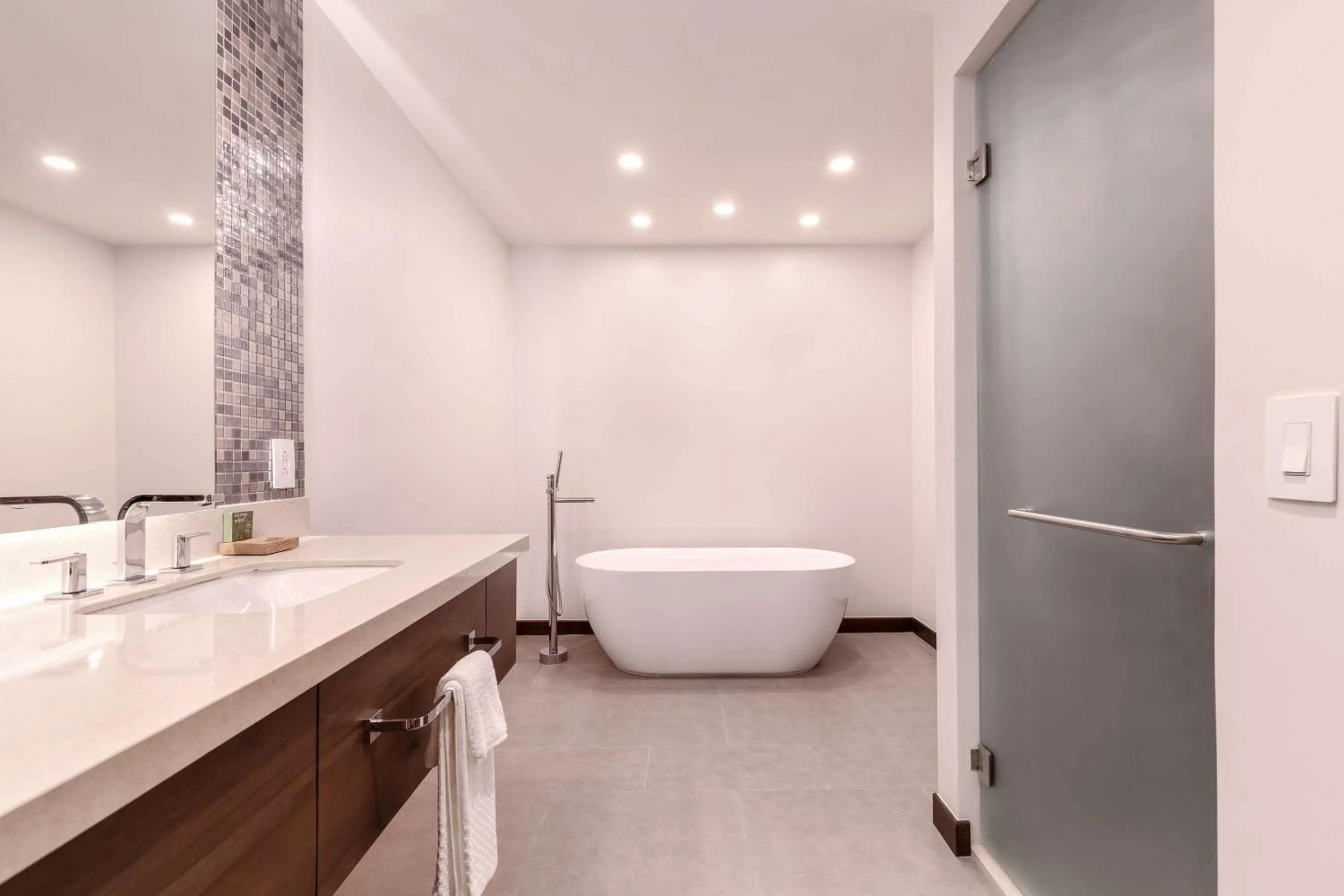 Bathroom in Botanika Osa Peninsula, Curio Collection By Hilton