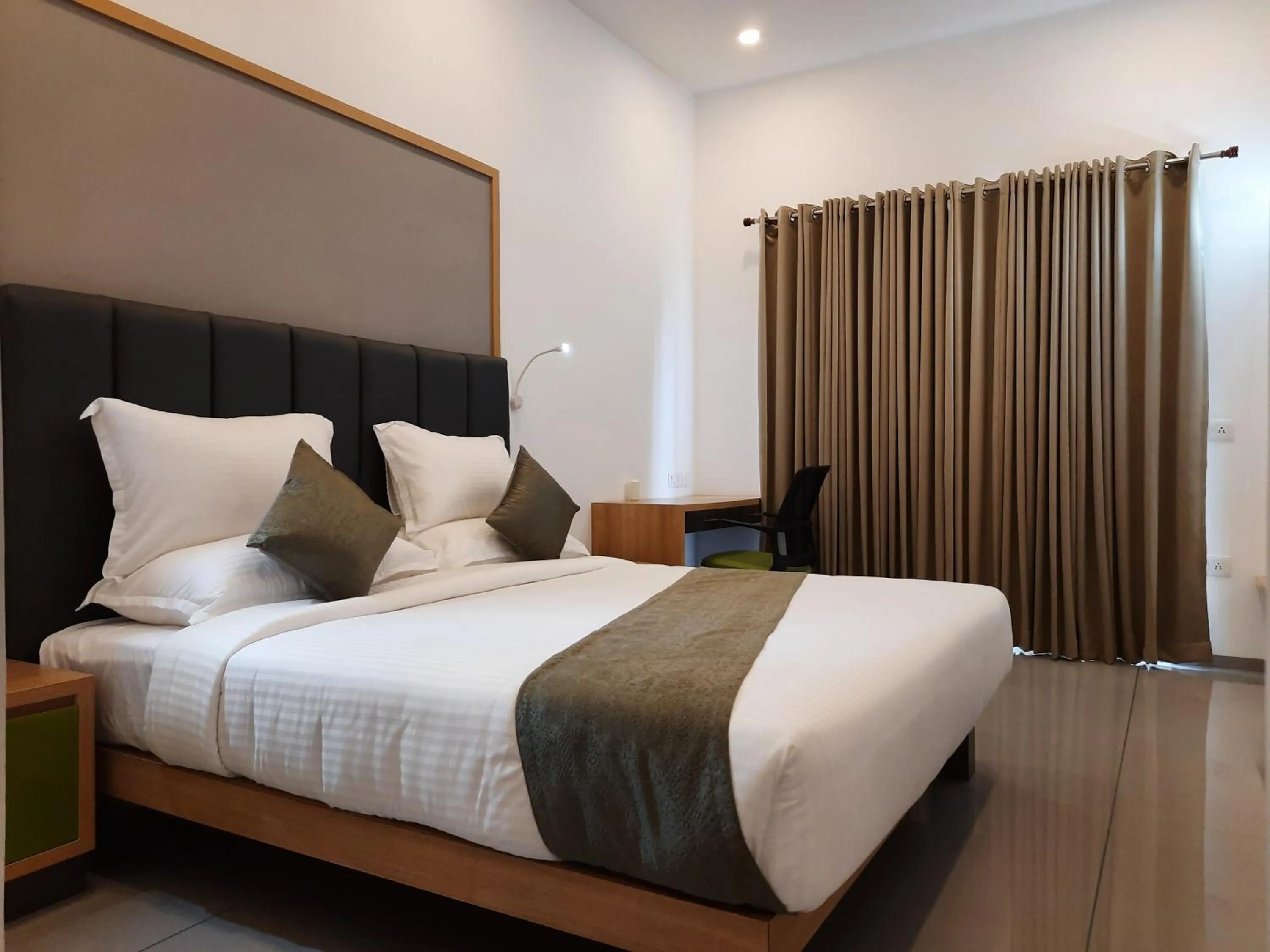 Bedroom, Bed in Lago Leisure Resort & Spa