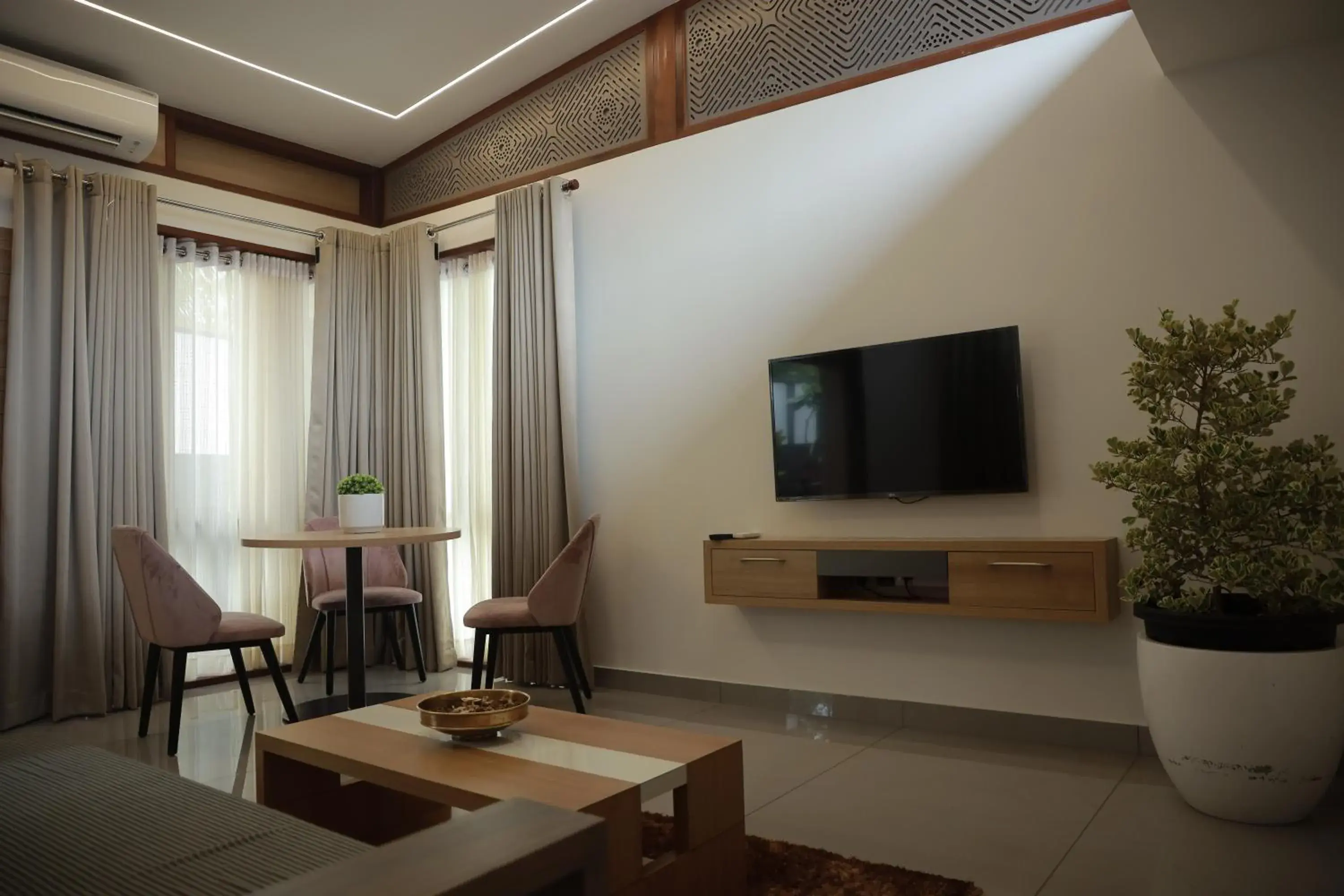 Suite with Lake View in Lago Leisure Resort & Spa Suite with Lake View in Lago Leisure Resort & Spa