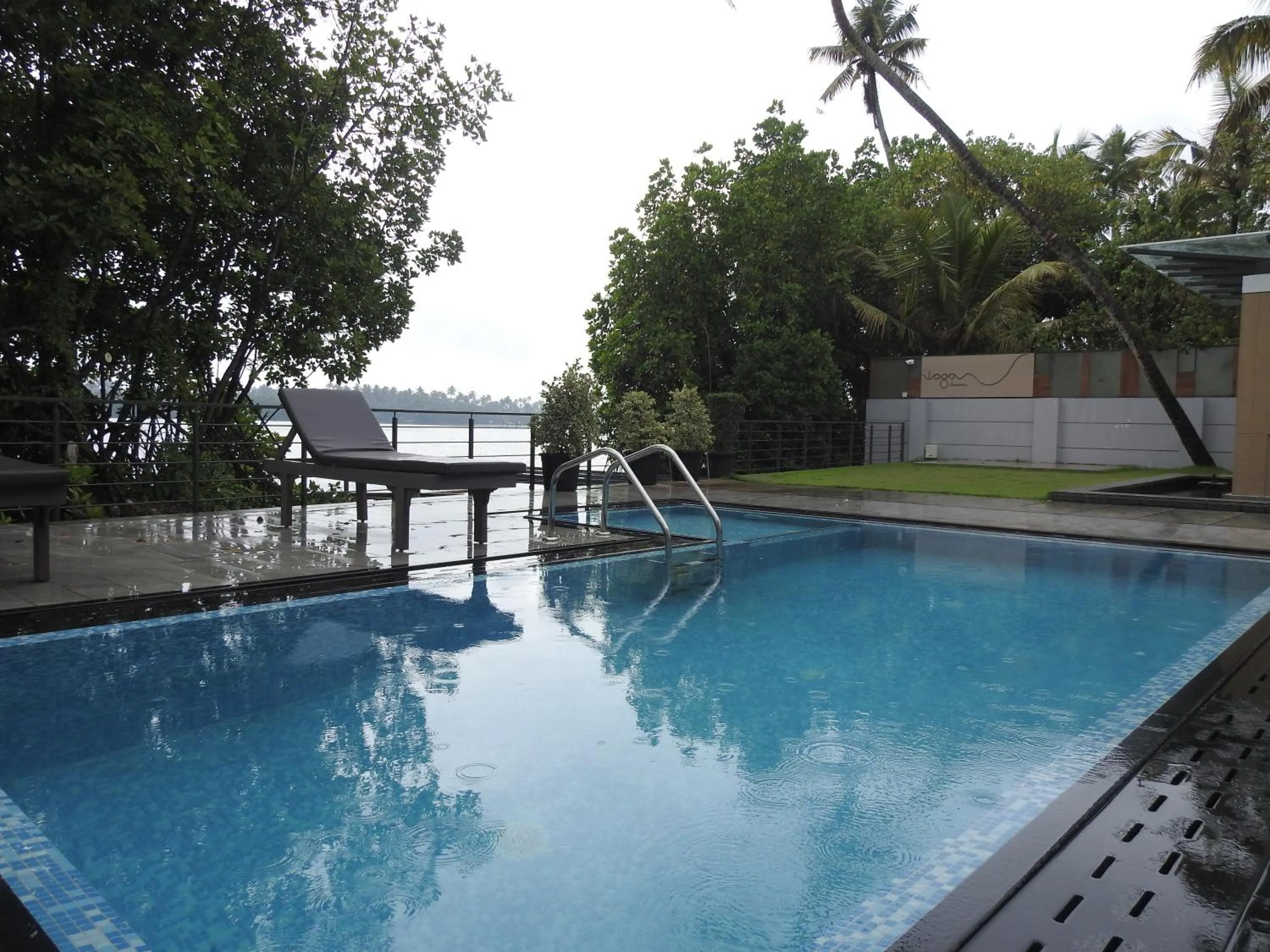 Lago Leisure Resort & Spa