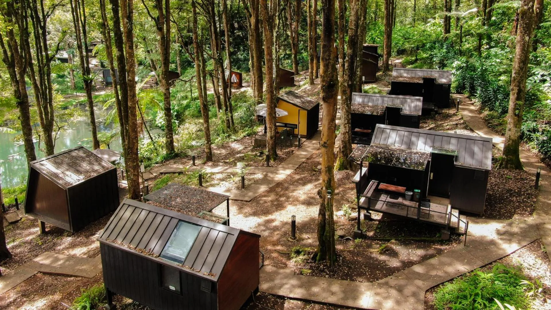 Property building in Bobocabin Ranca Upas, Bandung