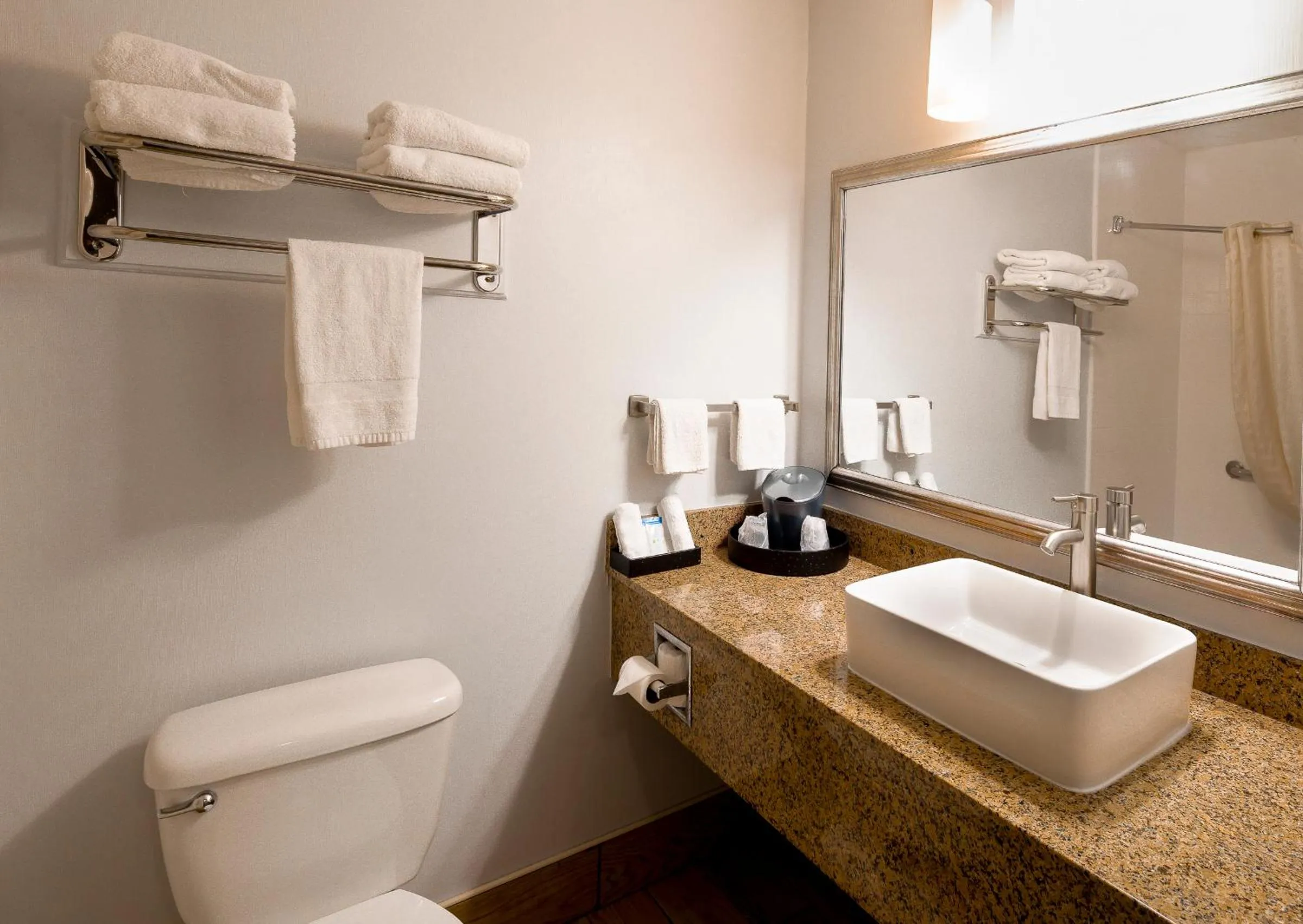 Bathroom in Hotel Mira Vista