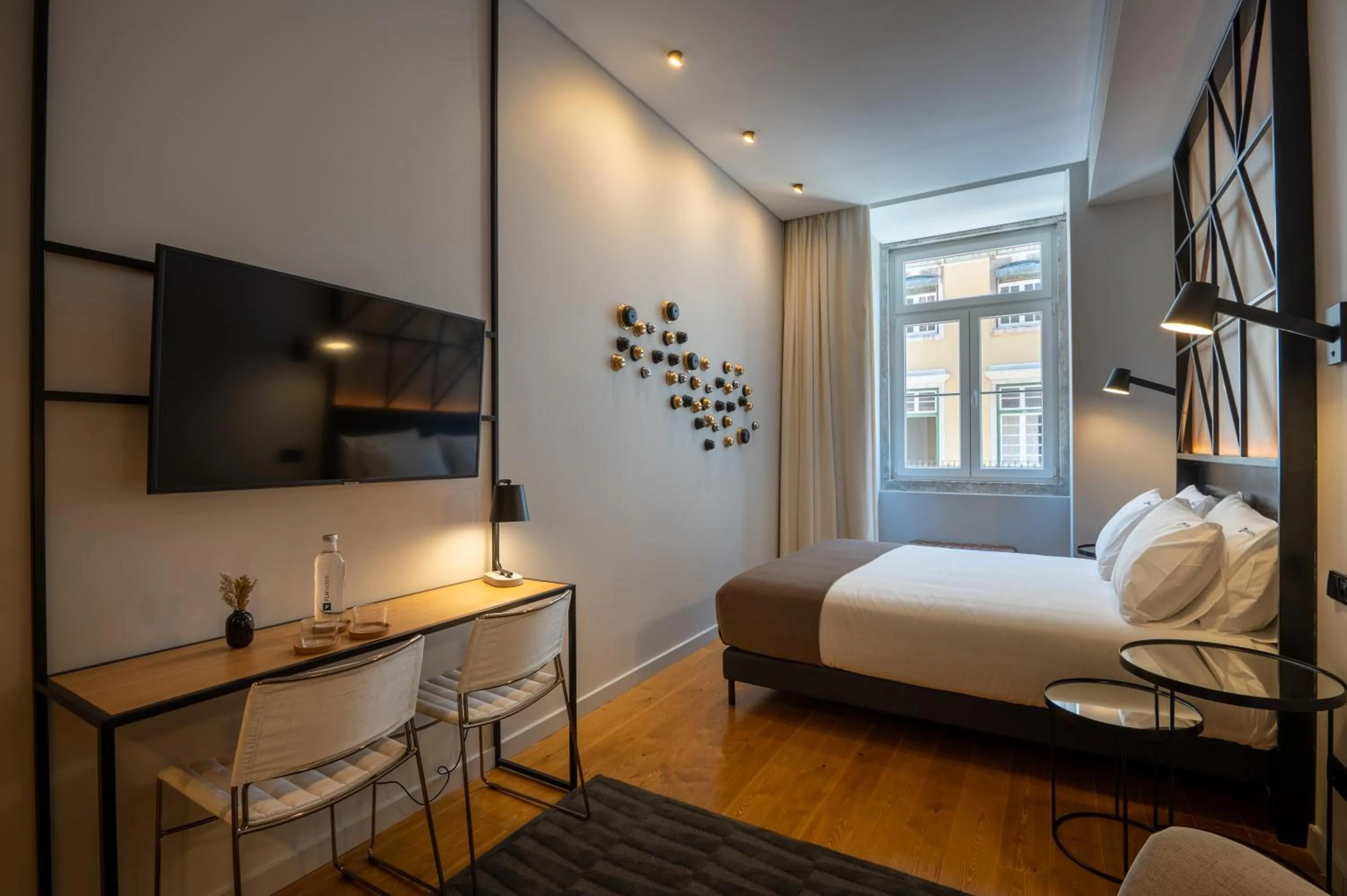 Bedroom, Bed in Ferraria XVI FLH Hotels Lisboa