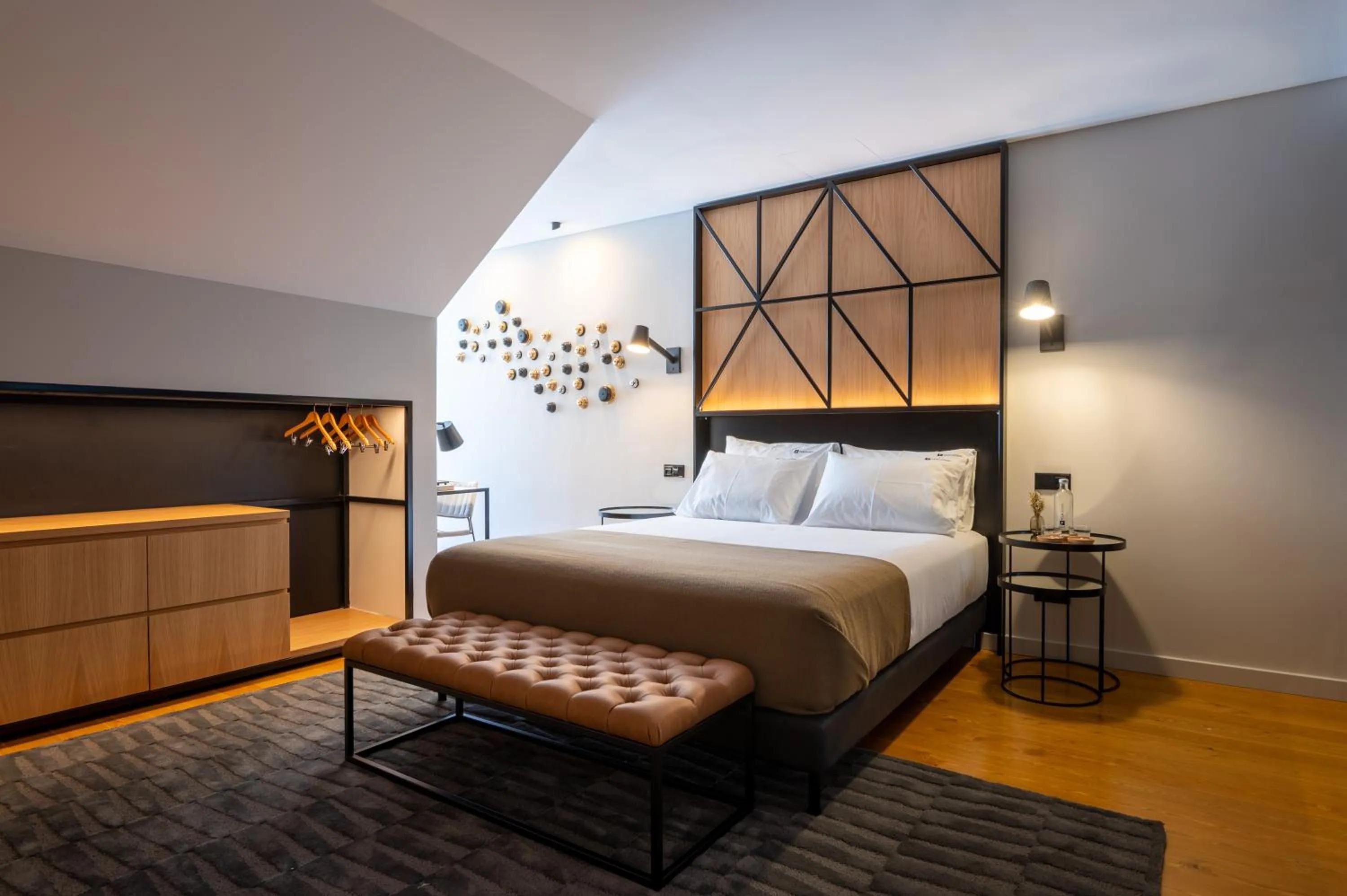 Bedroom, Bed in Ferraria XVI FLH Hotels Lisboa