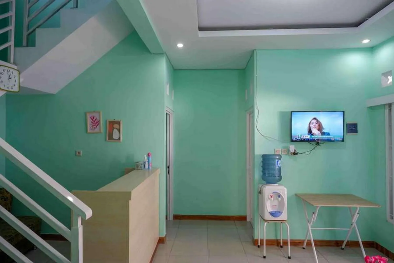 Lobby or reception in Griya Zukarnaen Syariah near Universitas Mercubuana Yogyakarta RedPartner