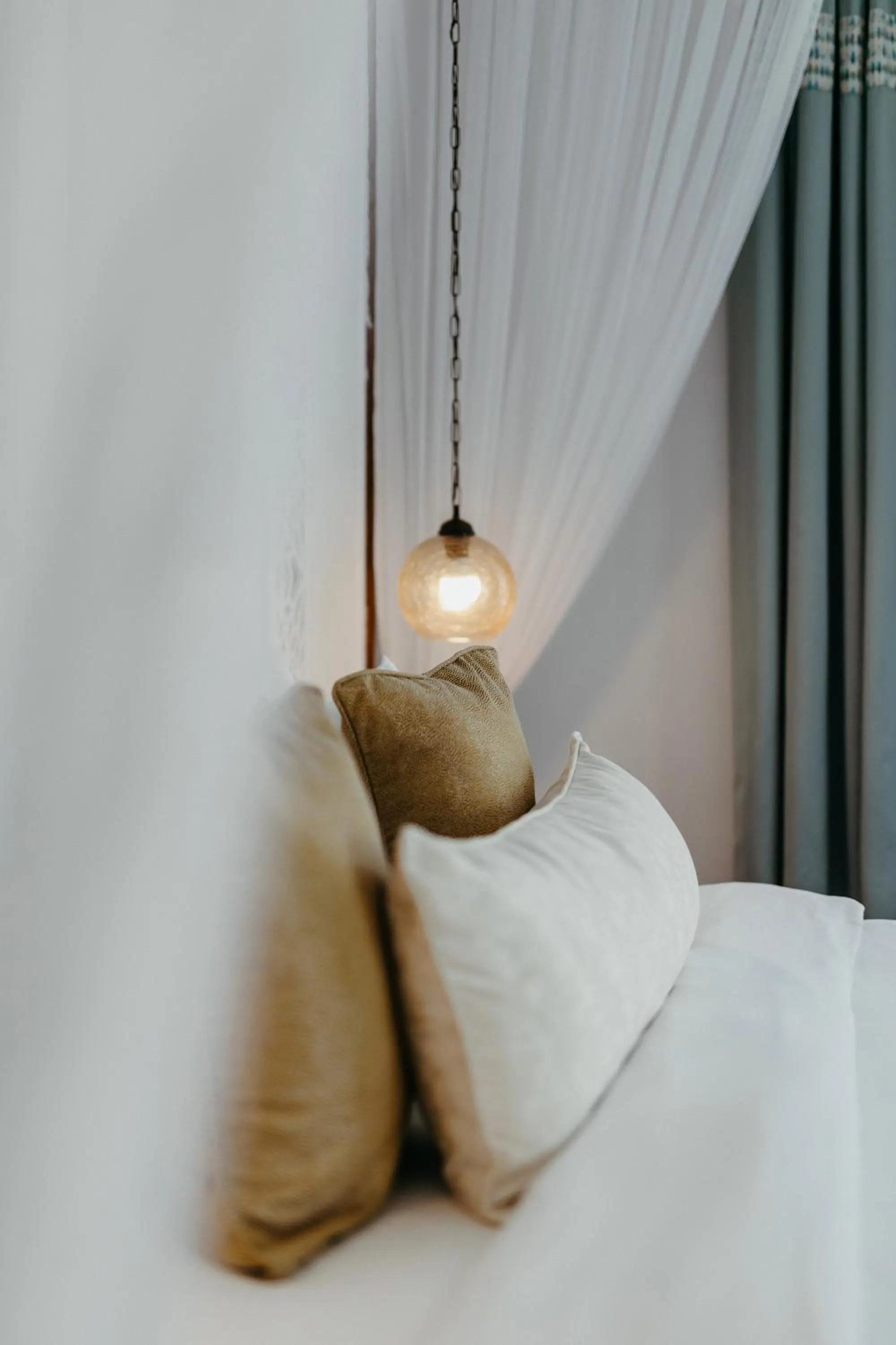 Bedroom, Bed in LUX* Marijani Zanzibar