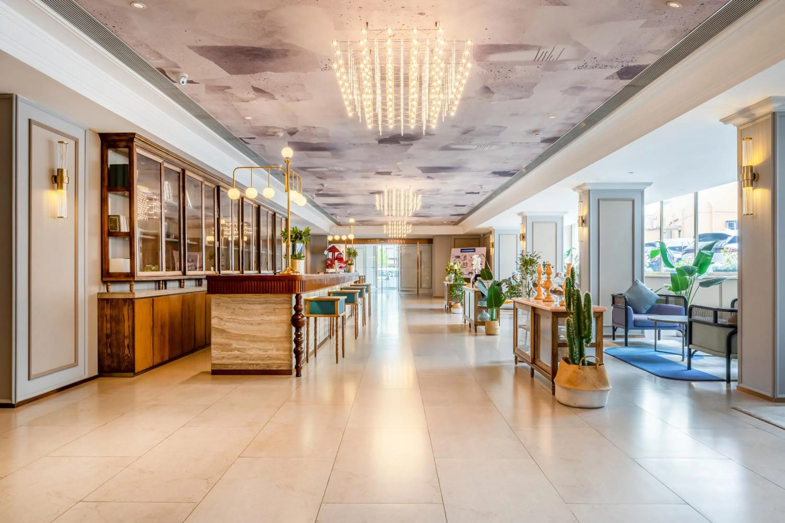 Seating area in Mercure Qingdao Downtown