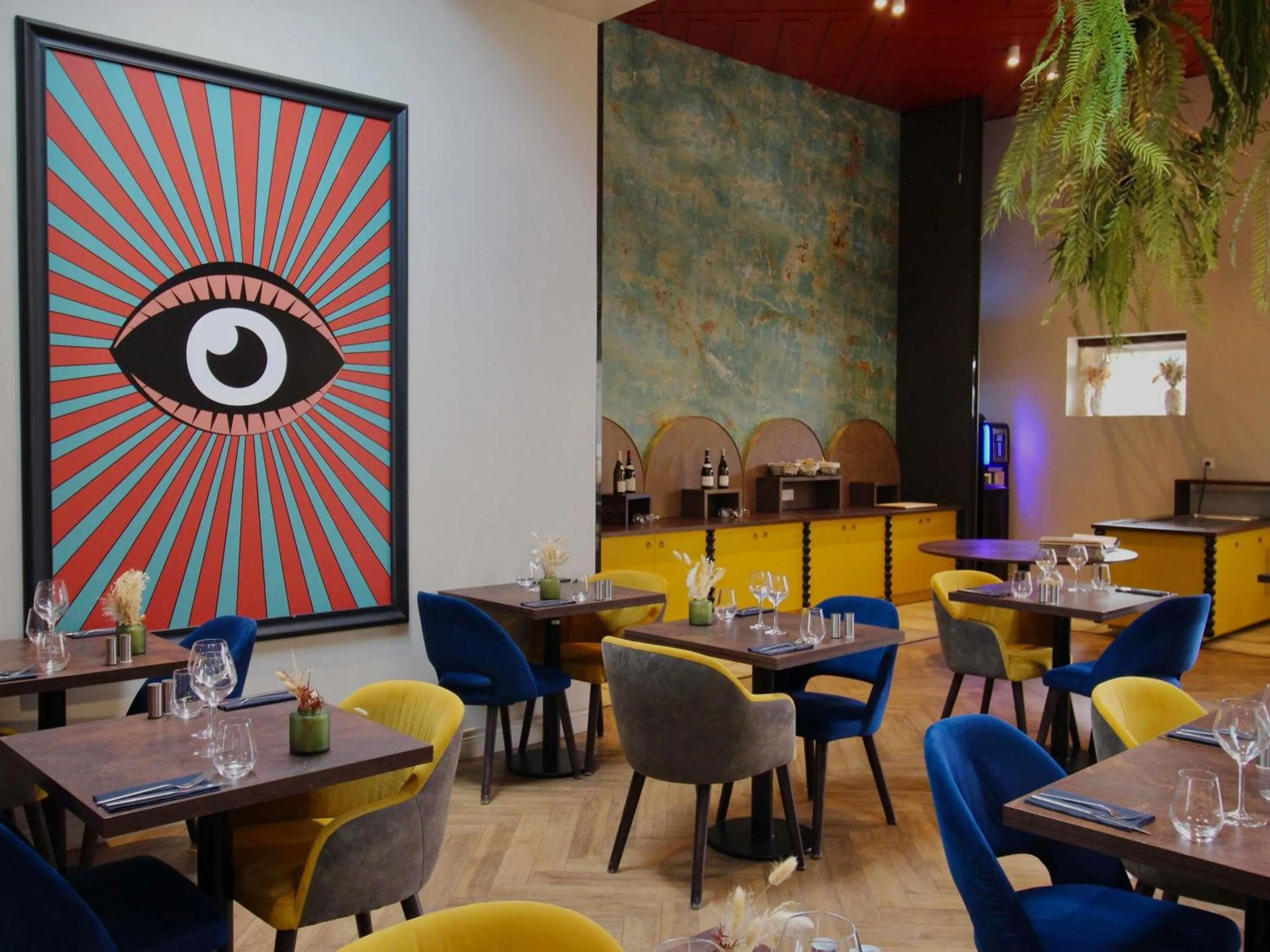 Restaurant/places to eat in ibis Styles Dijon Sud Domaine De Beauregard 21600 Longvic