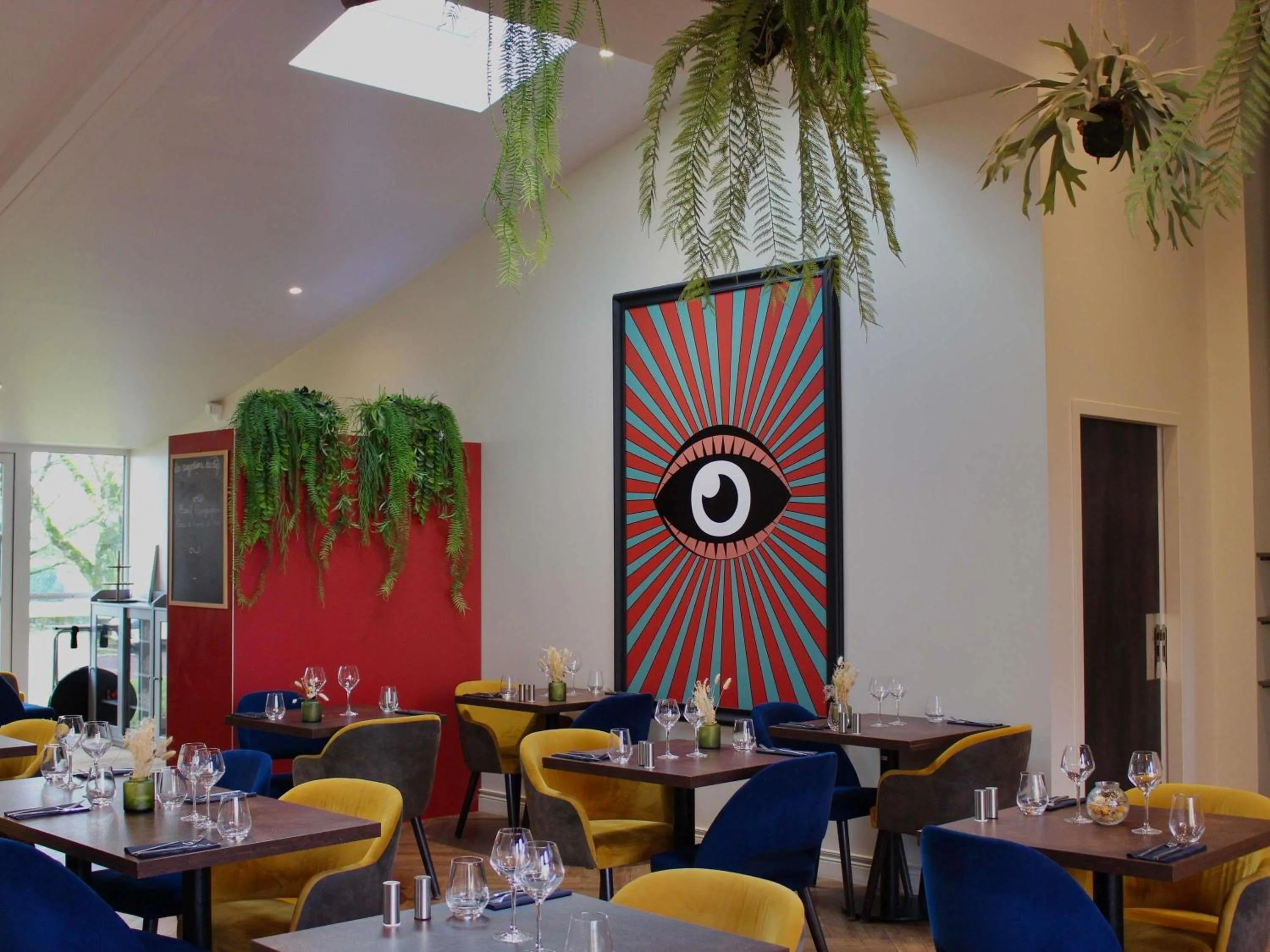 Restaurant/places to eat in ibis Styles Dijon Sud Domaine De Beauregard 21600 Longvic