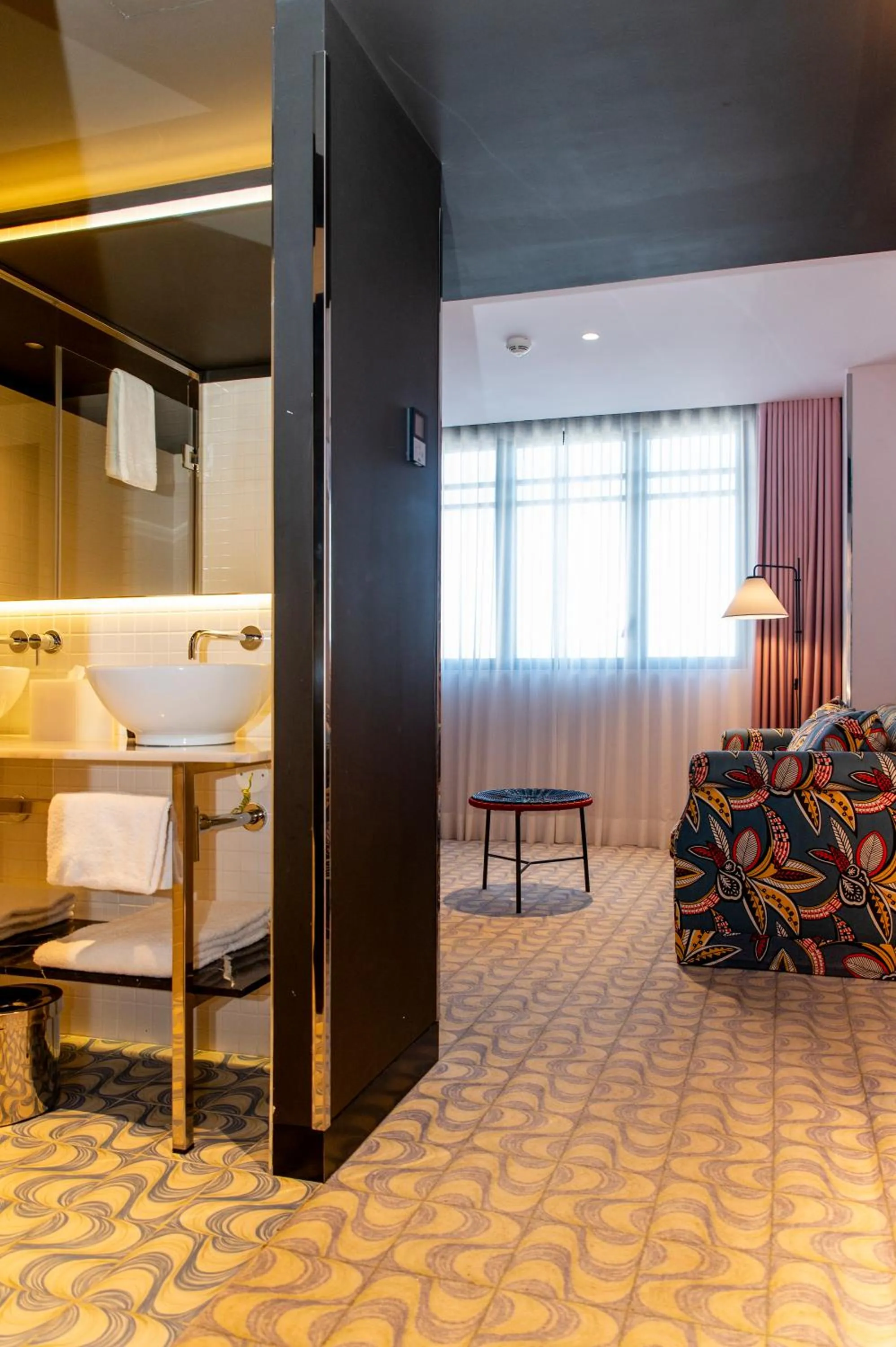 Bed in Mama Shelter Lisboa