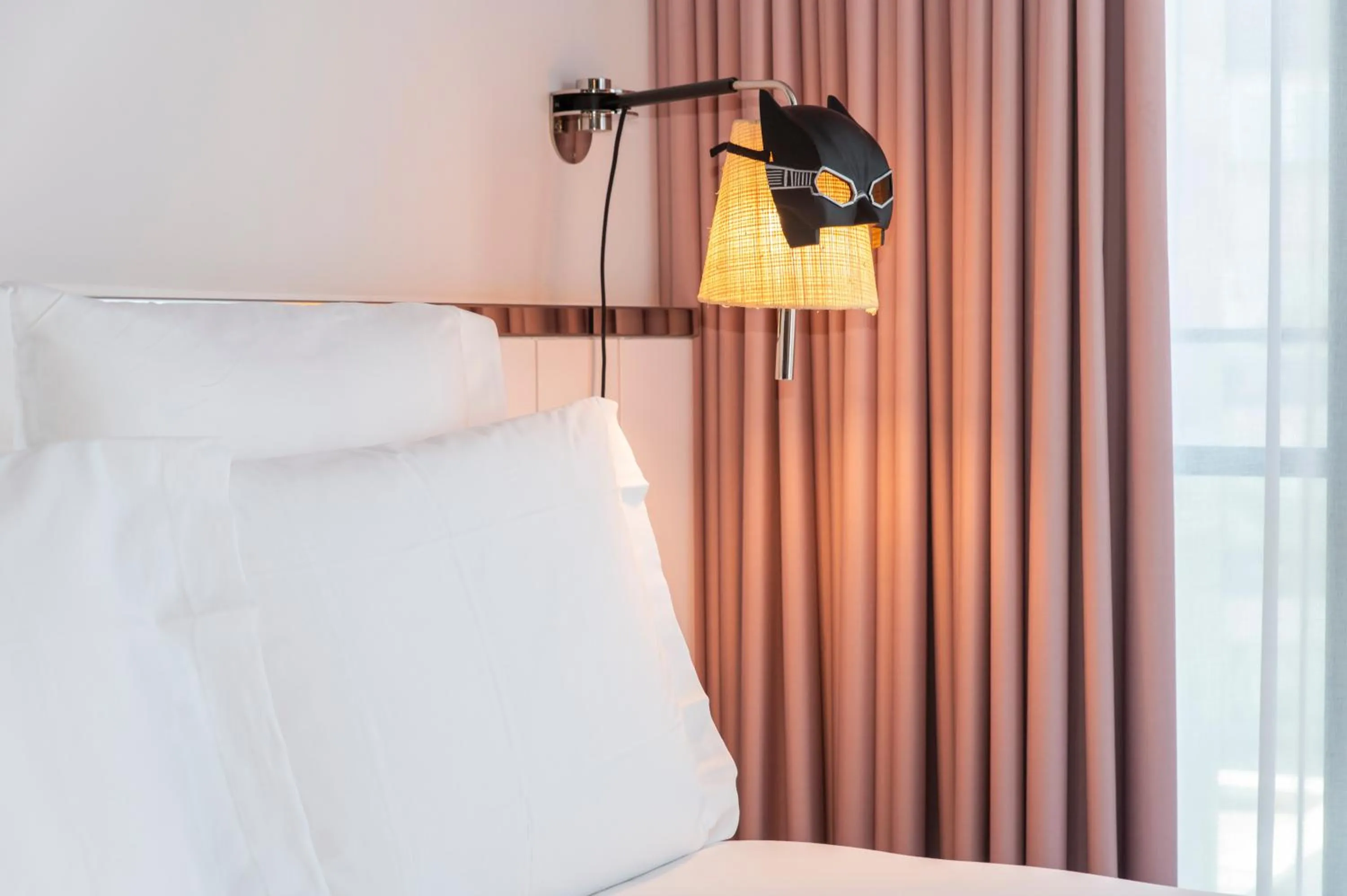 Bed in Mama Shelter Lisboa