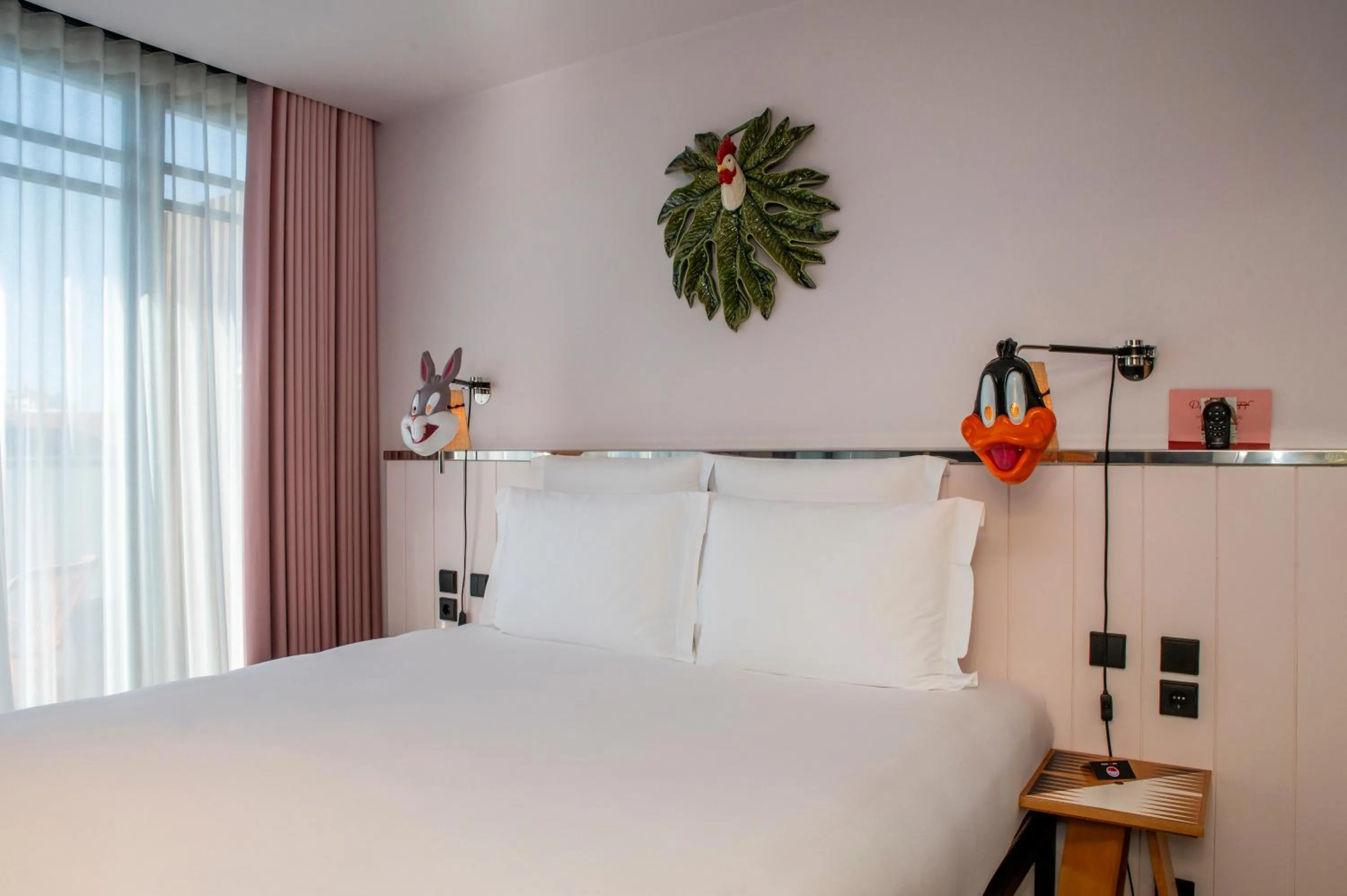 Bed in Mama Shelter Lisboa