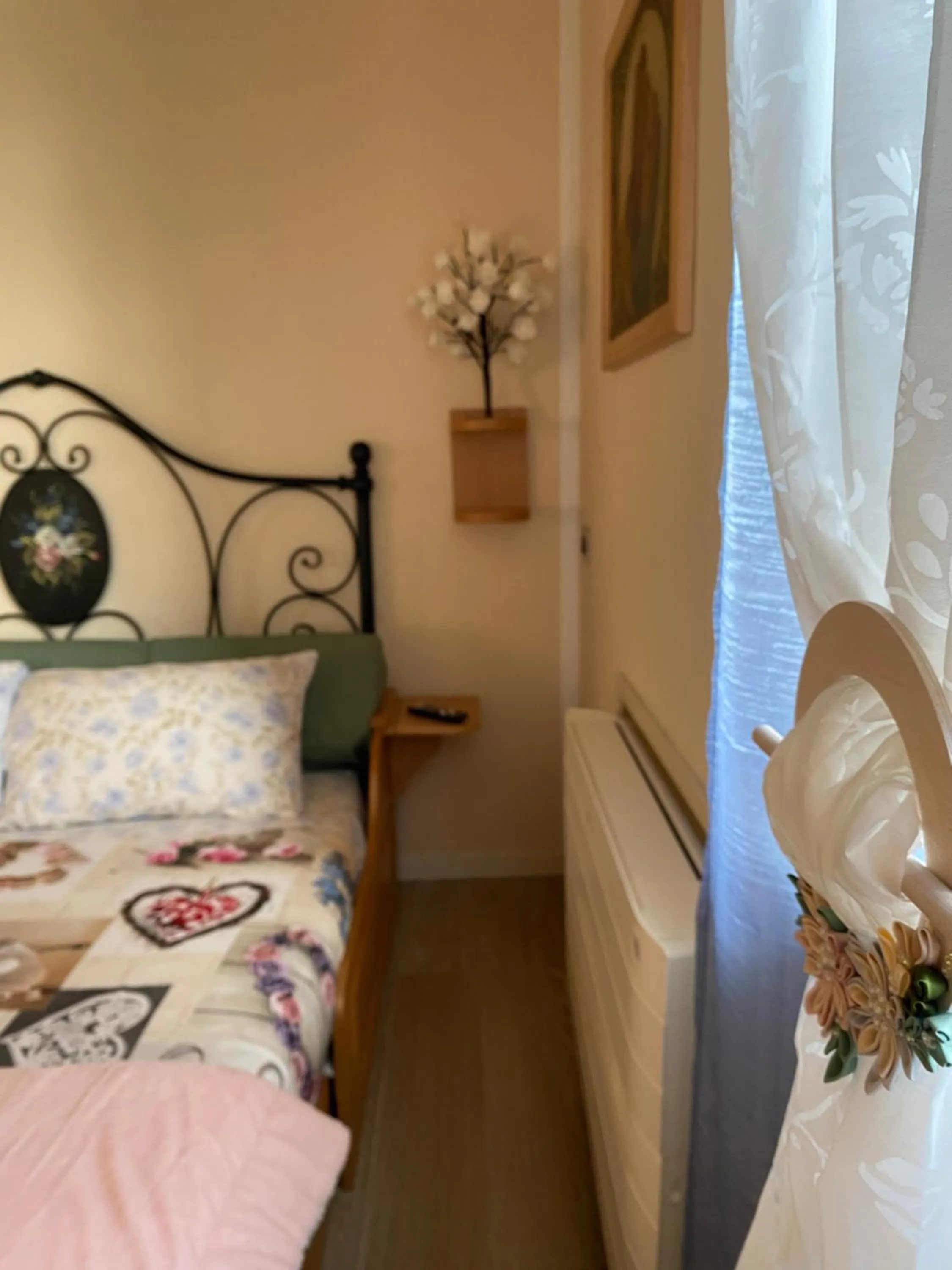 Photo of the whole room, Bed in ROSETO HOLIDAYS AZZURRO