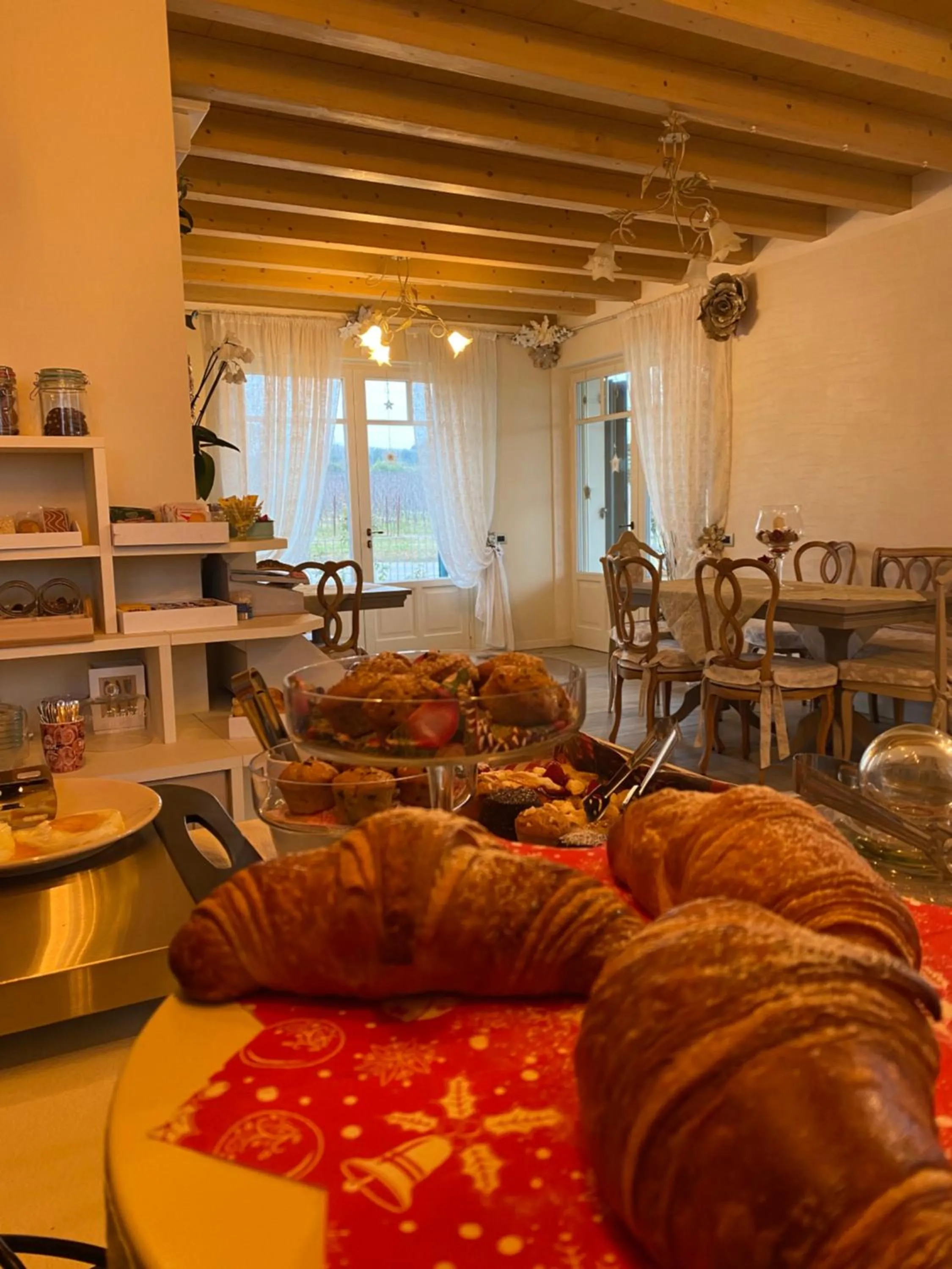 Breakfast in ROSETO HOLIDAYS AZZURRO