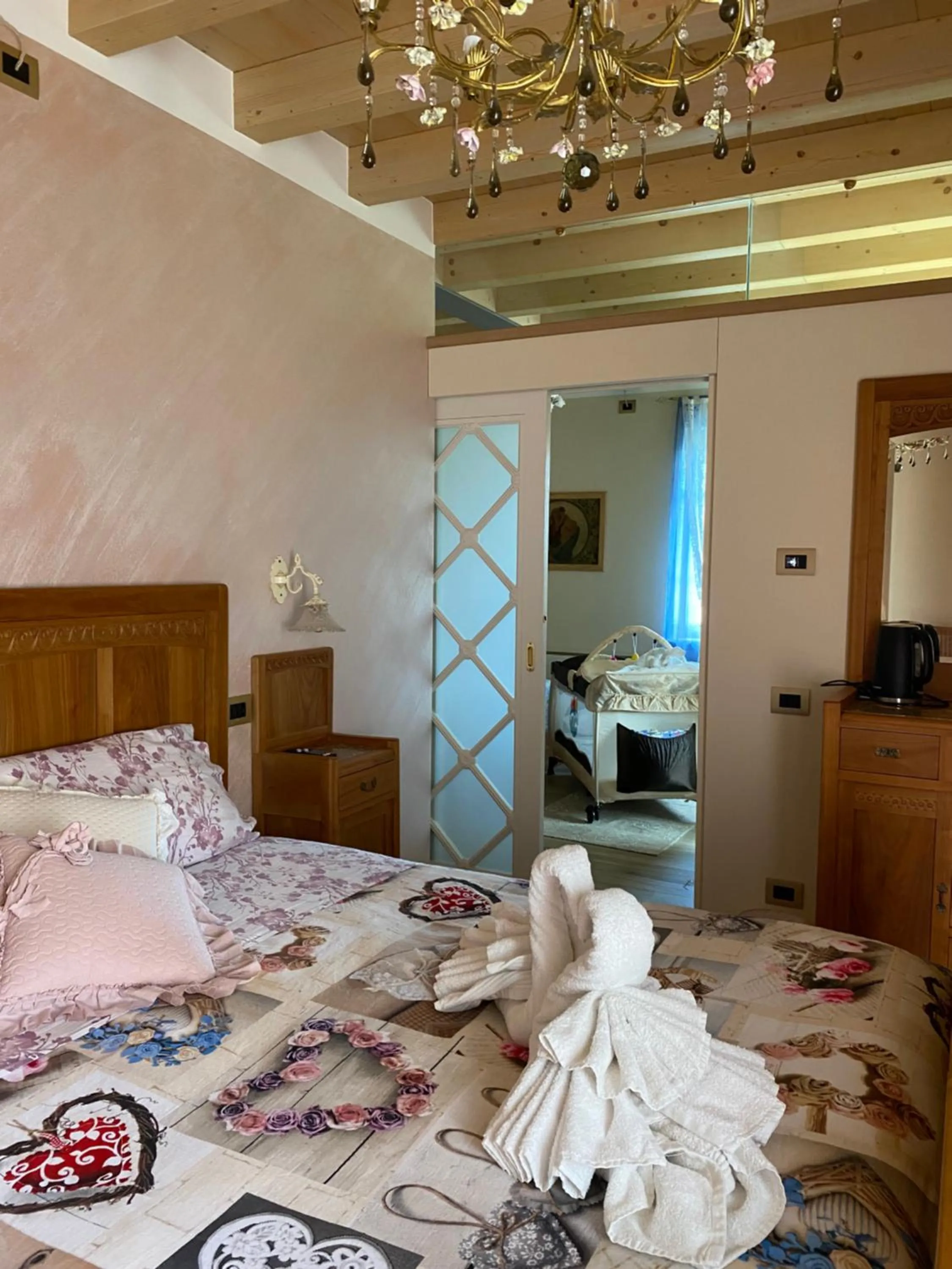 Photo of the whole room, Bed in ROSETO HOLIDAYS AZZURRO