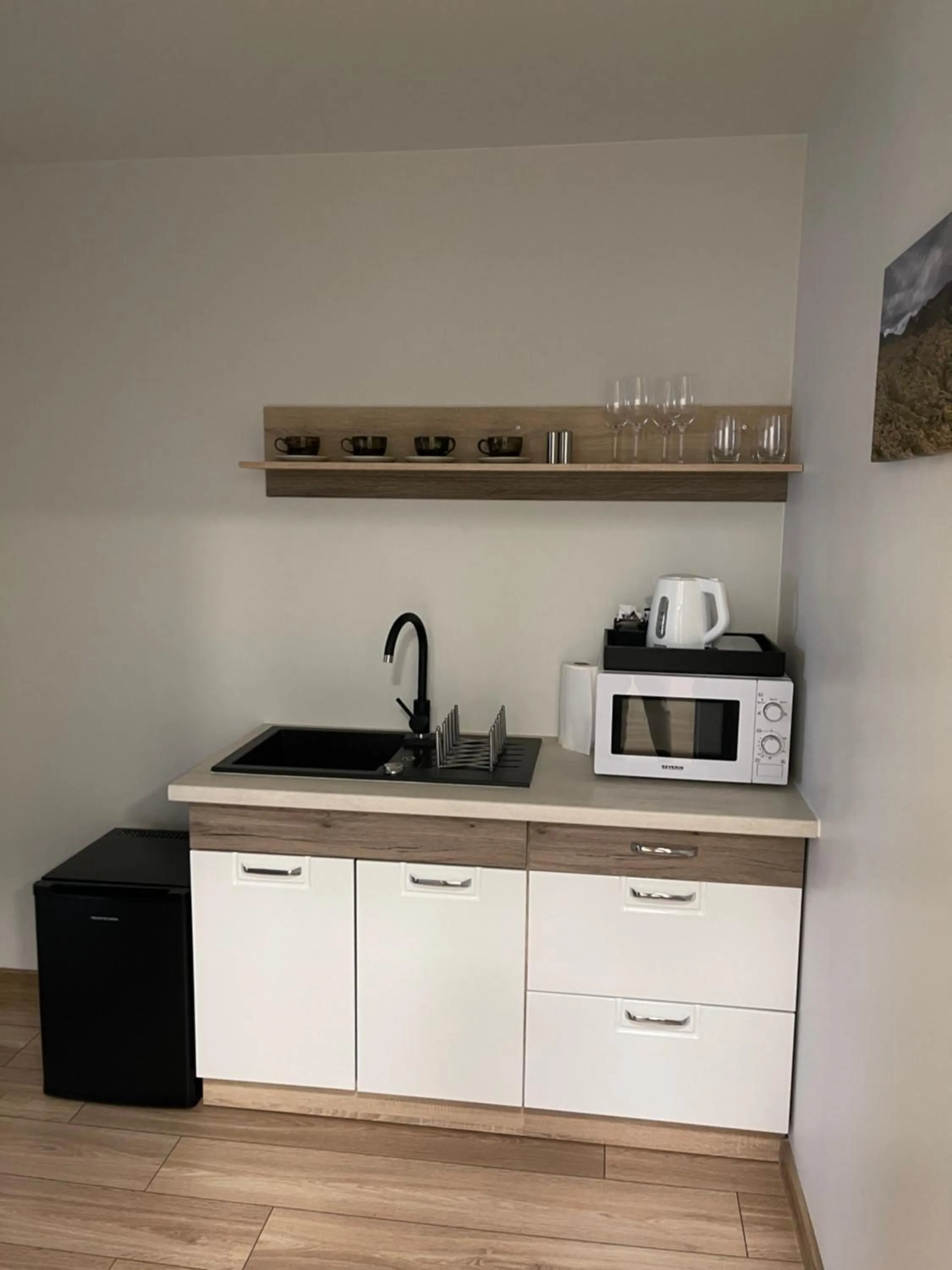 Coffee/tea facilities in Helgrindur Guesthouse