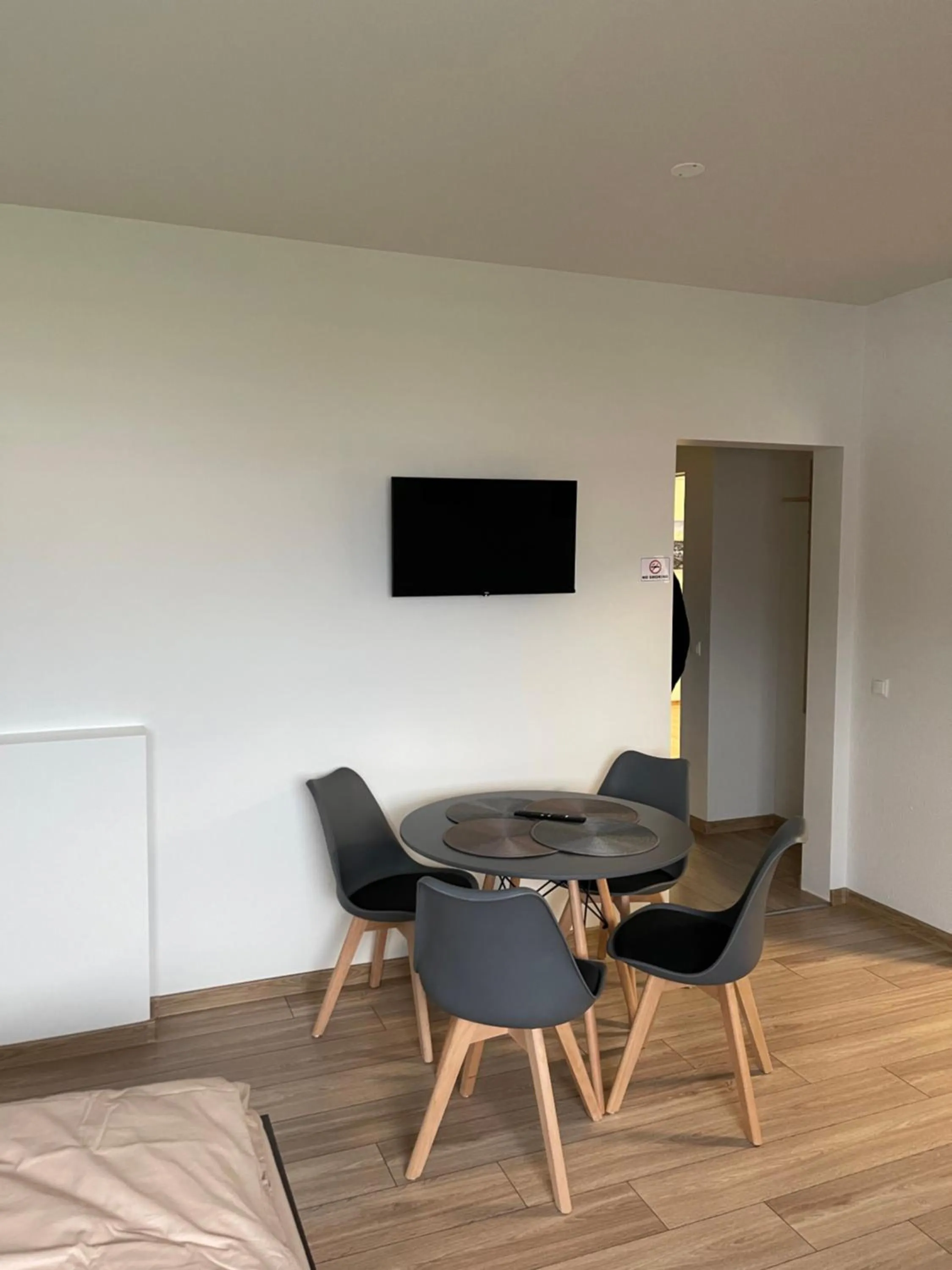 TV and multimedia in Helgrindur Guesthouse