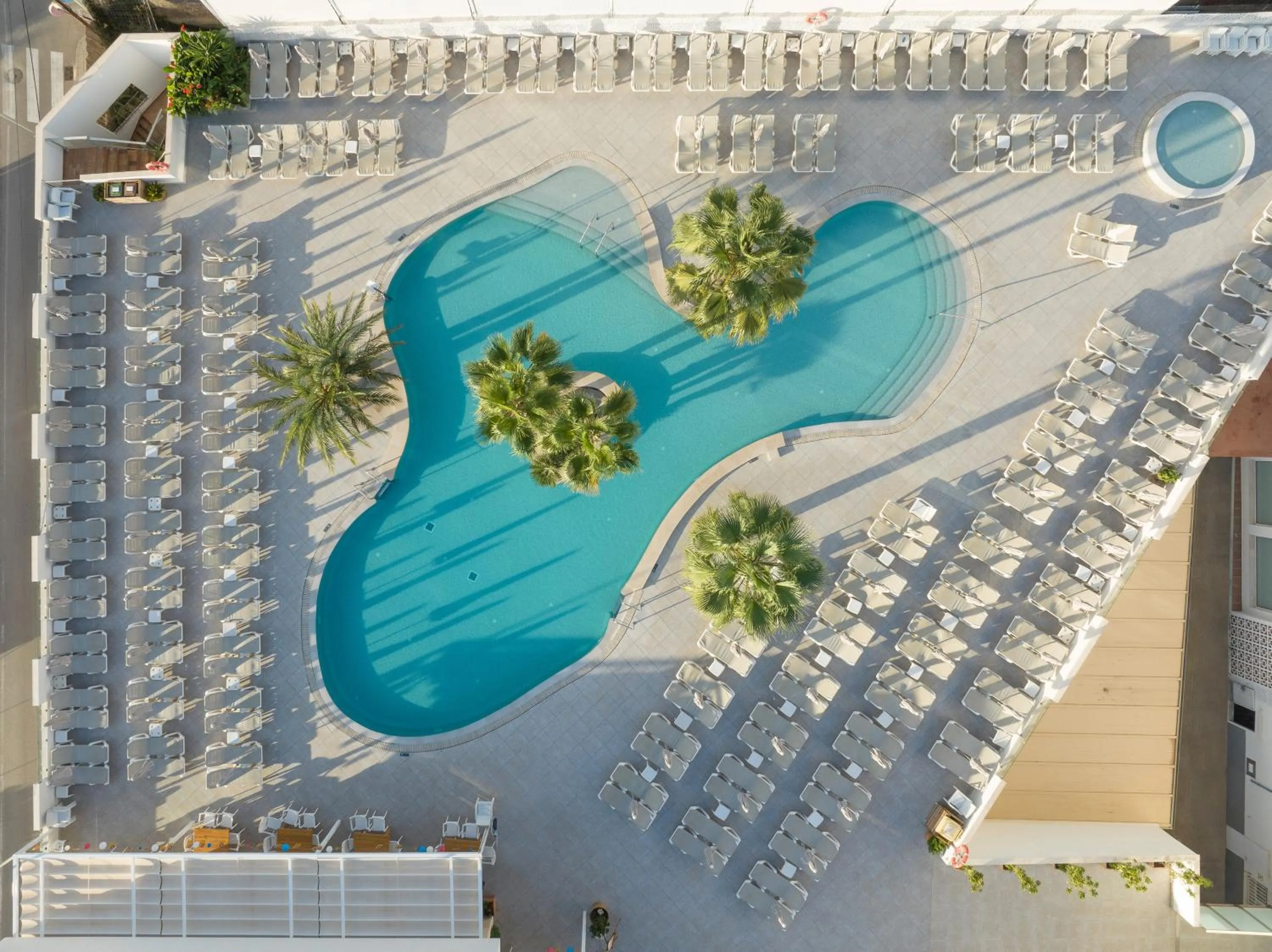 Swimming pool in Hotel Cala Bona