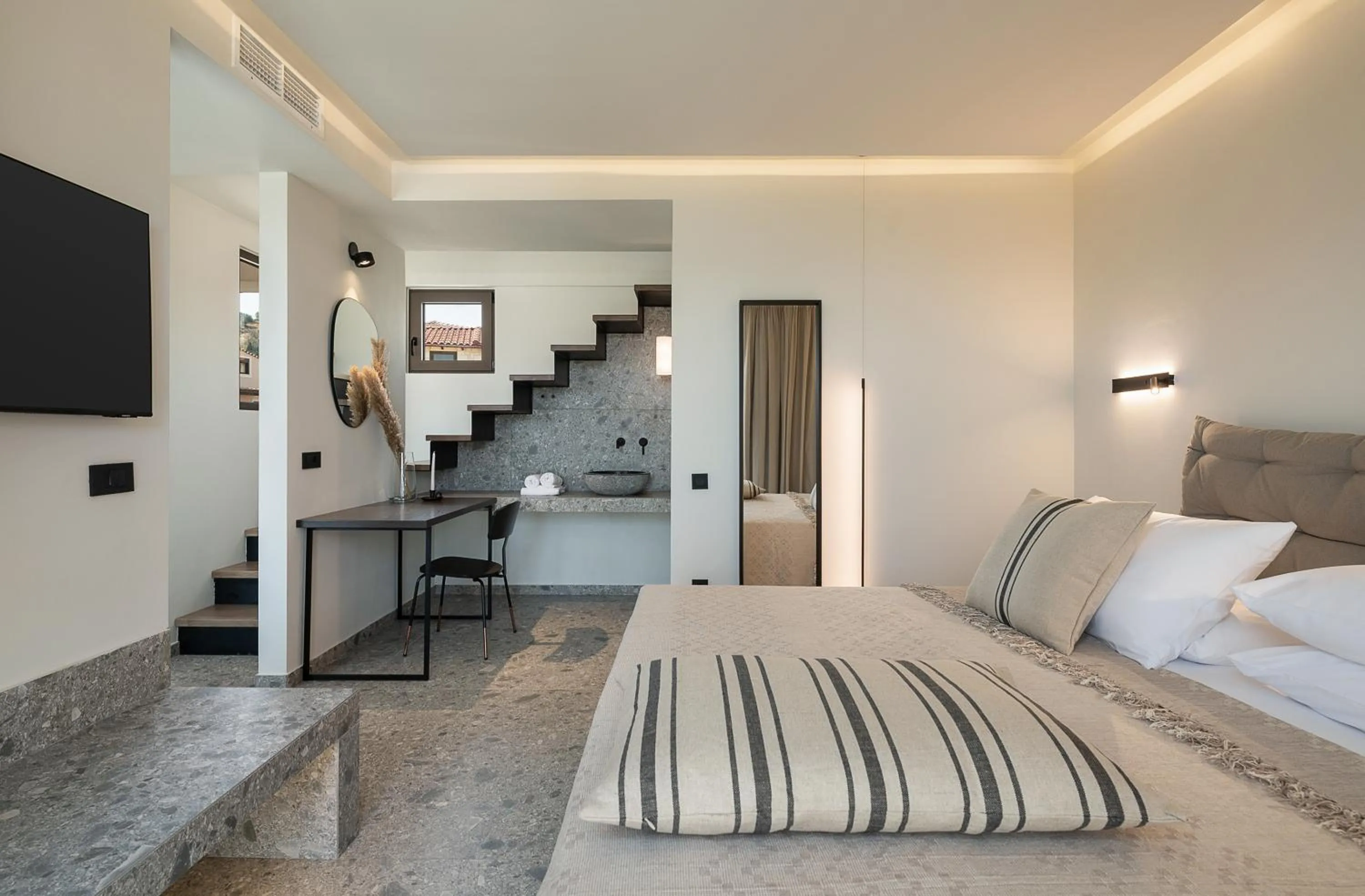 Photo of the whole room, Bed in Casa Nostos