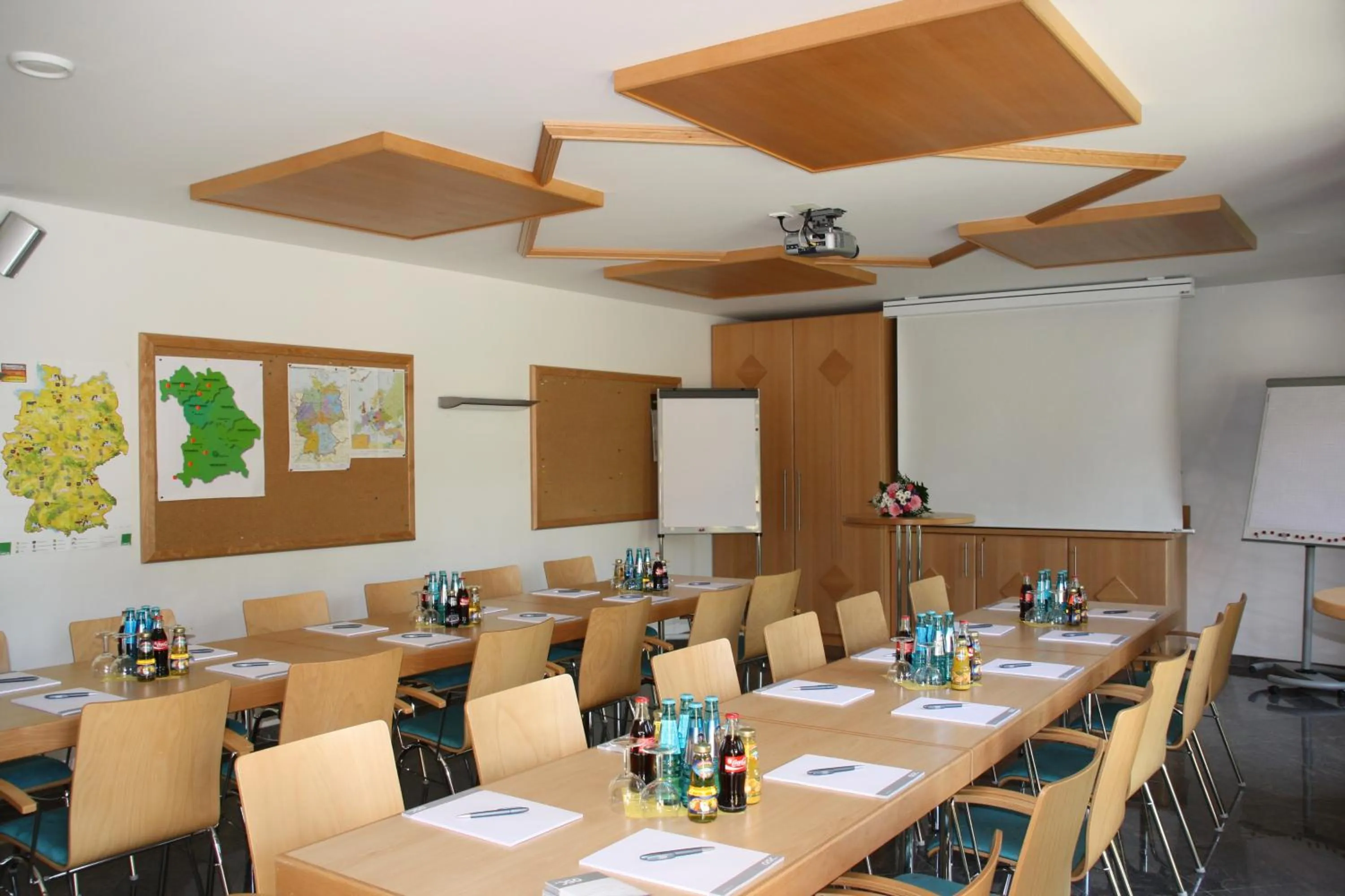 Business facilities in Hotel Jagermo